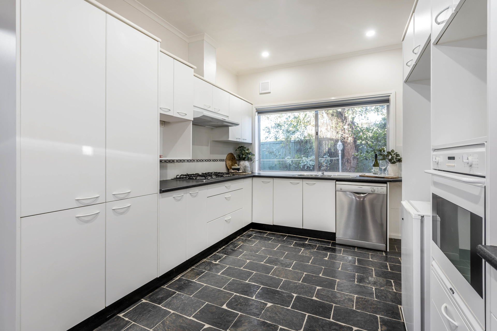 2 Cardew Crescent, Holder ACT 2611, Holder - Thumbnail 6