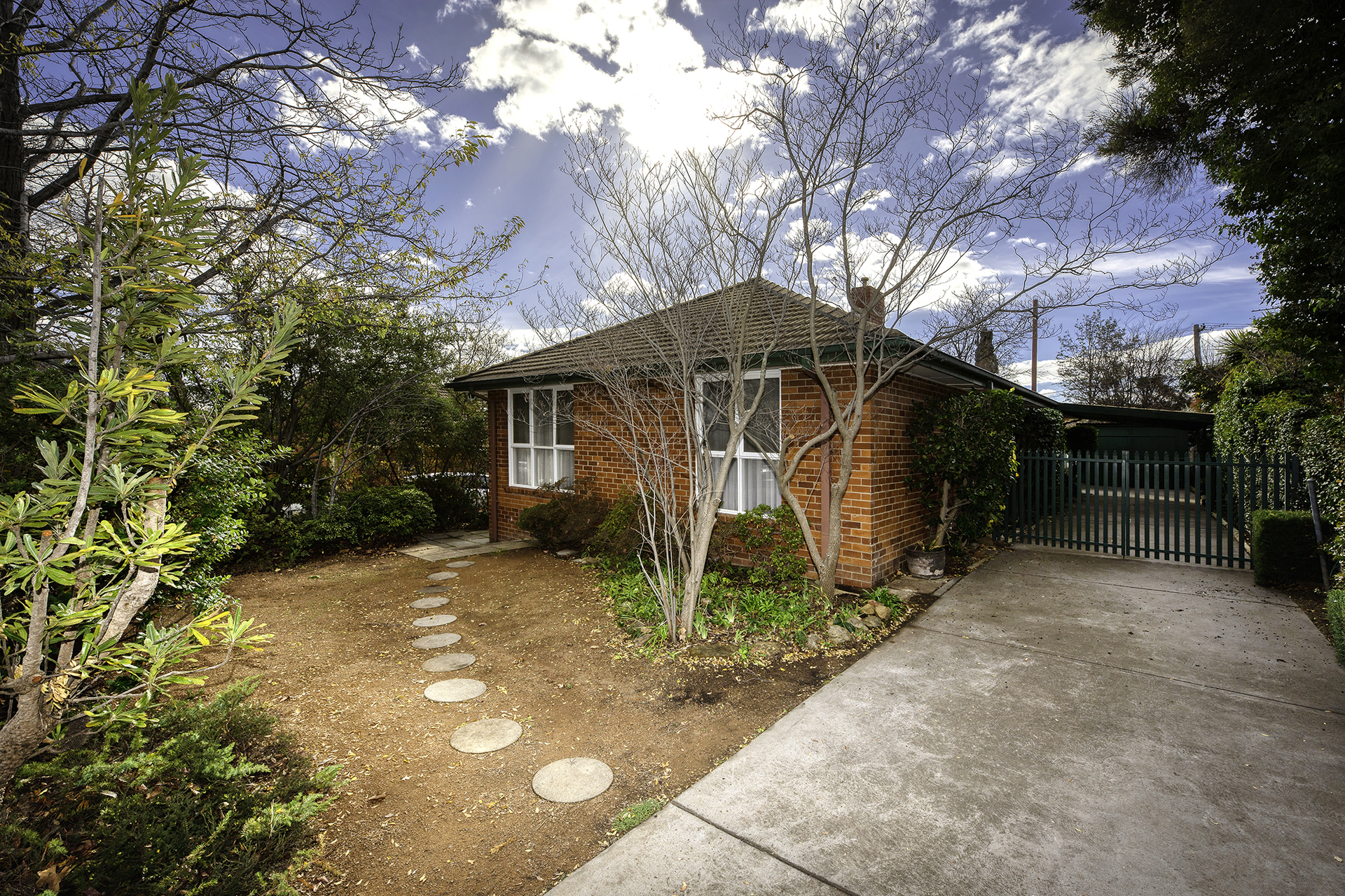 77 Buxton Street, Deakin ACT 2600, Deakin - Thumbnail 2