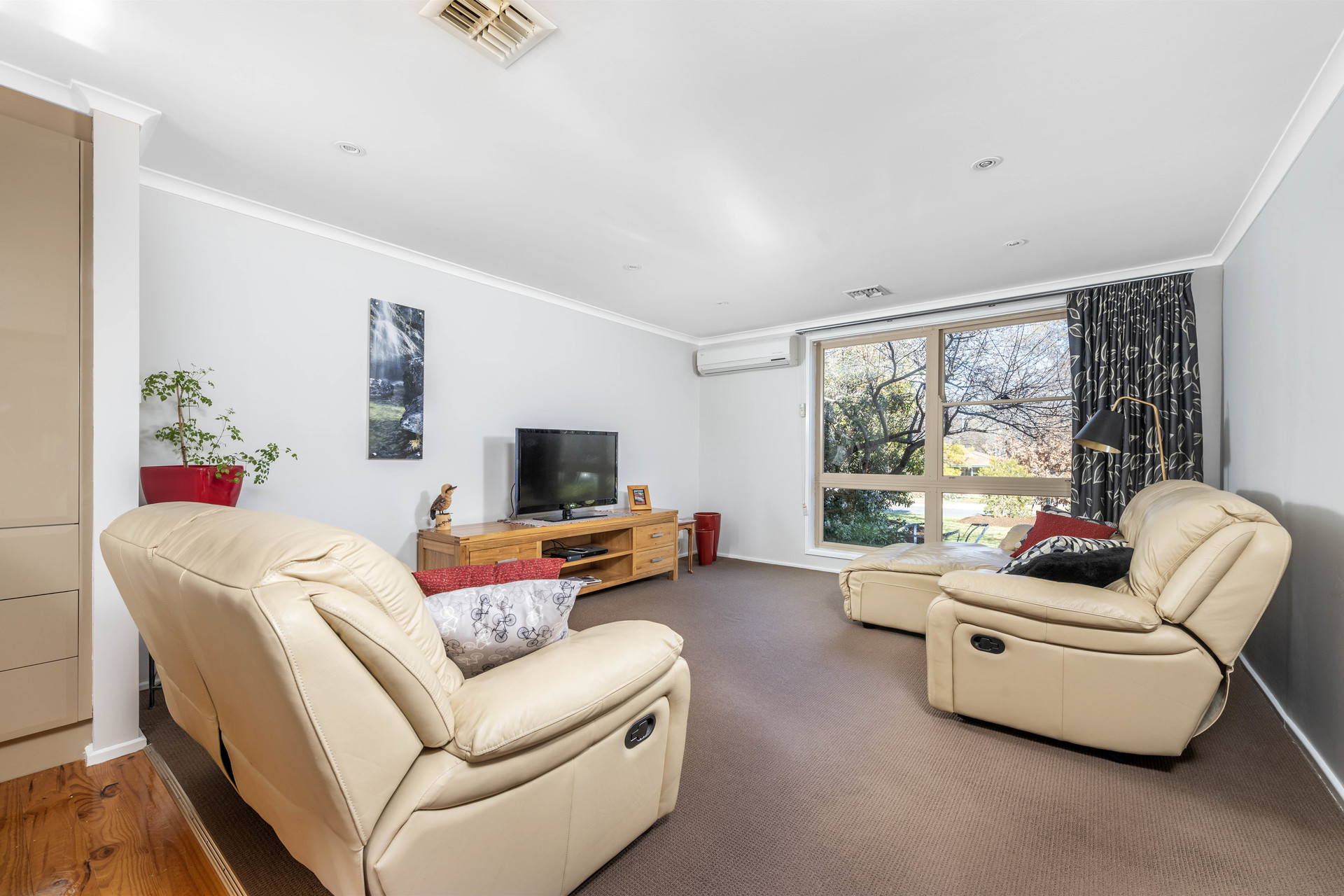 11 Pope Street, Hughes ACT 2605, Hughes - Thumbnail 3
