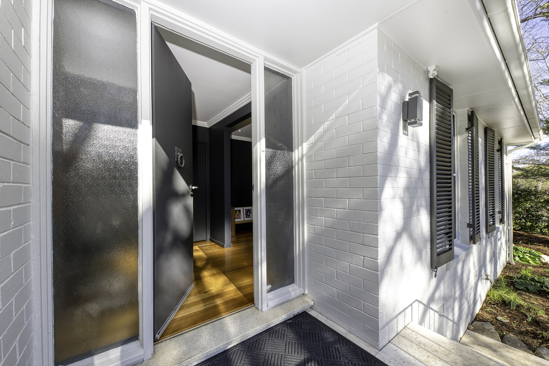 2 Arkana Street, Yarralumla ACT 2600, Yarralumla - Thumbnail 3