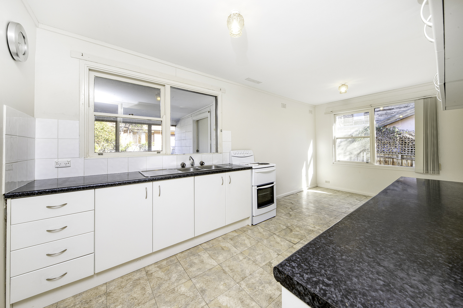8 Lawley Street, Deakin ACT 2600, Deakin - Thumbnail 8