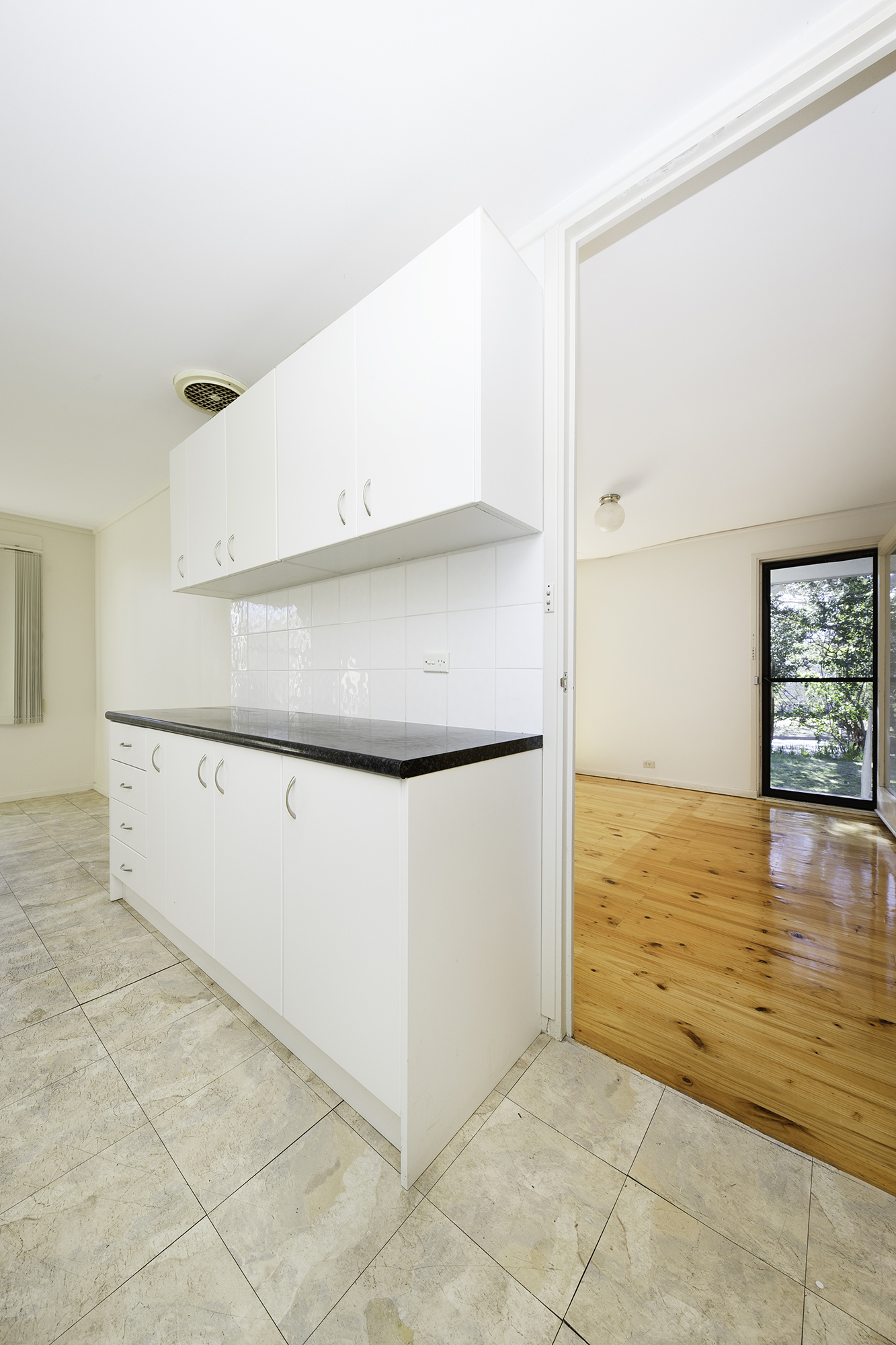 8 Lawley Street, Deakin ACT 2600, Deakin - Thumbnail 7