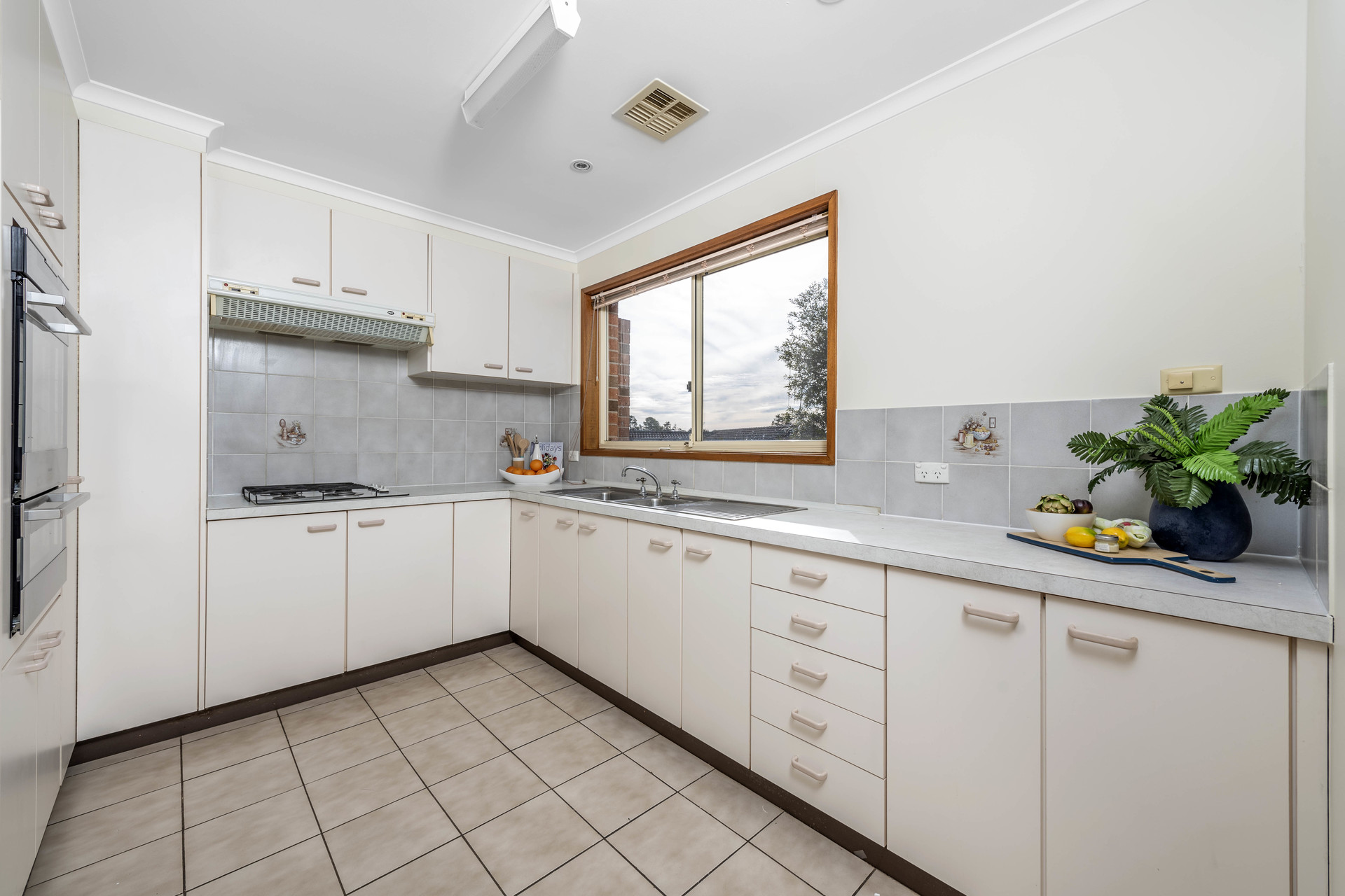 14 Ringrose Crescent, Isaacs ACT 2607, Isaacs - Thumbnail 7