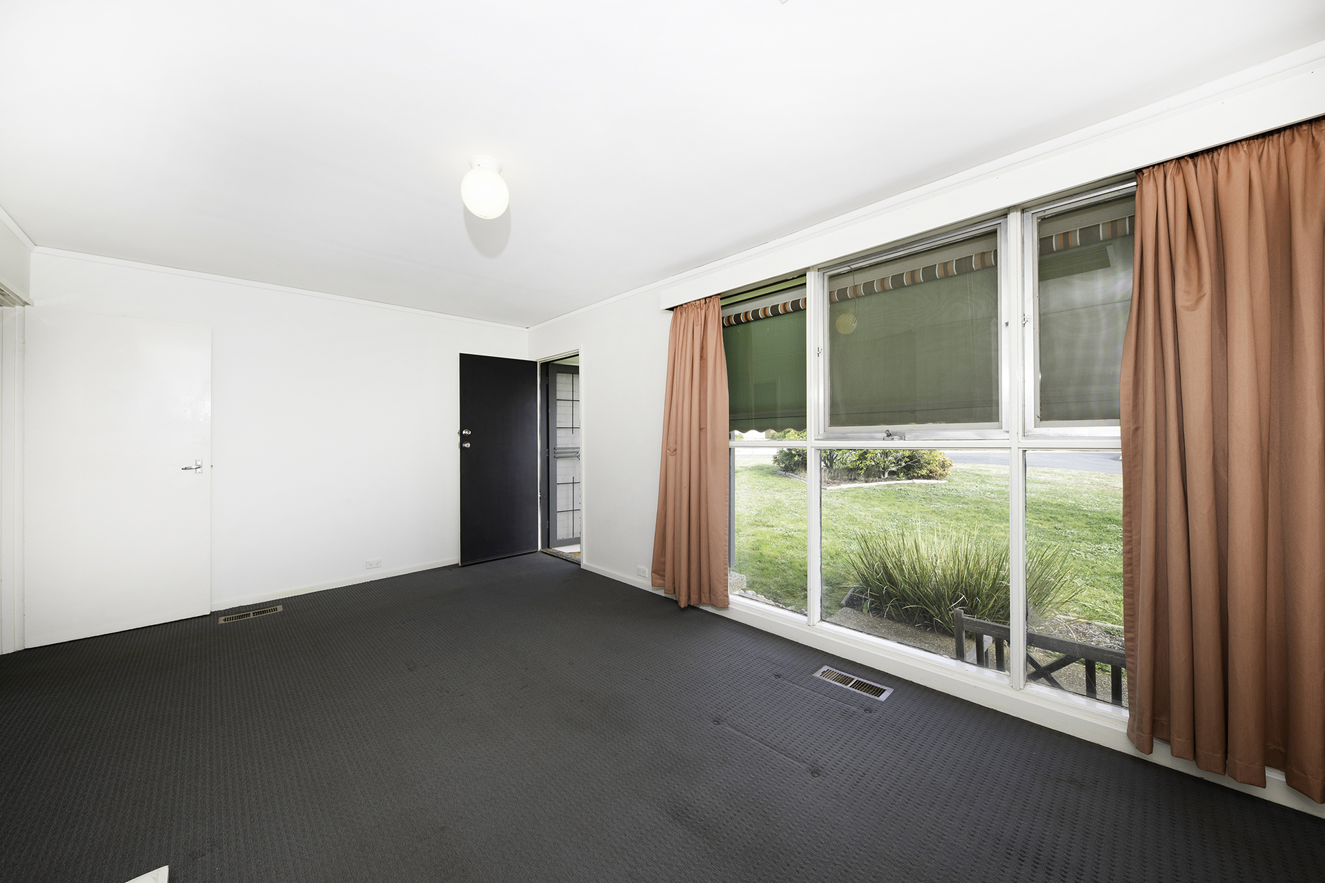 2 McPhee Place, Curtin ACT 2605, Curtin - Thumbnail 5