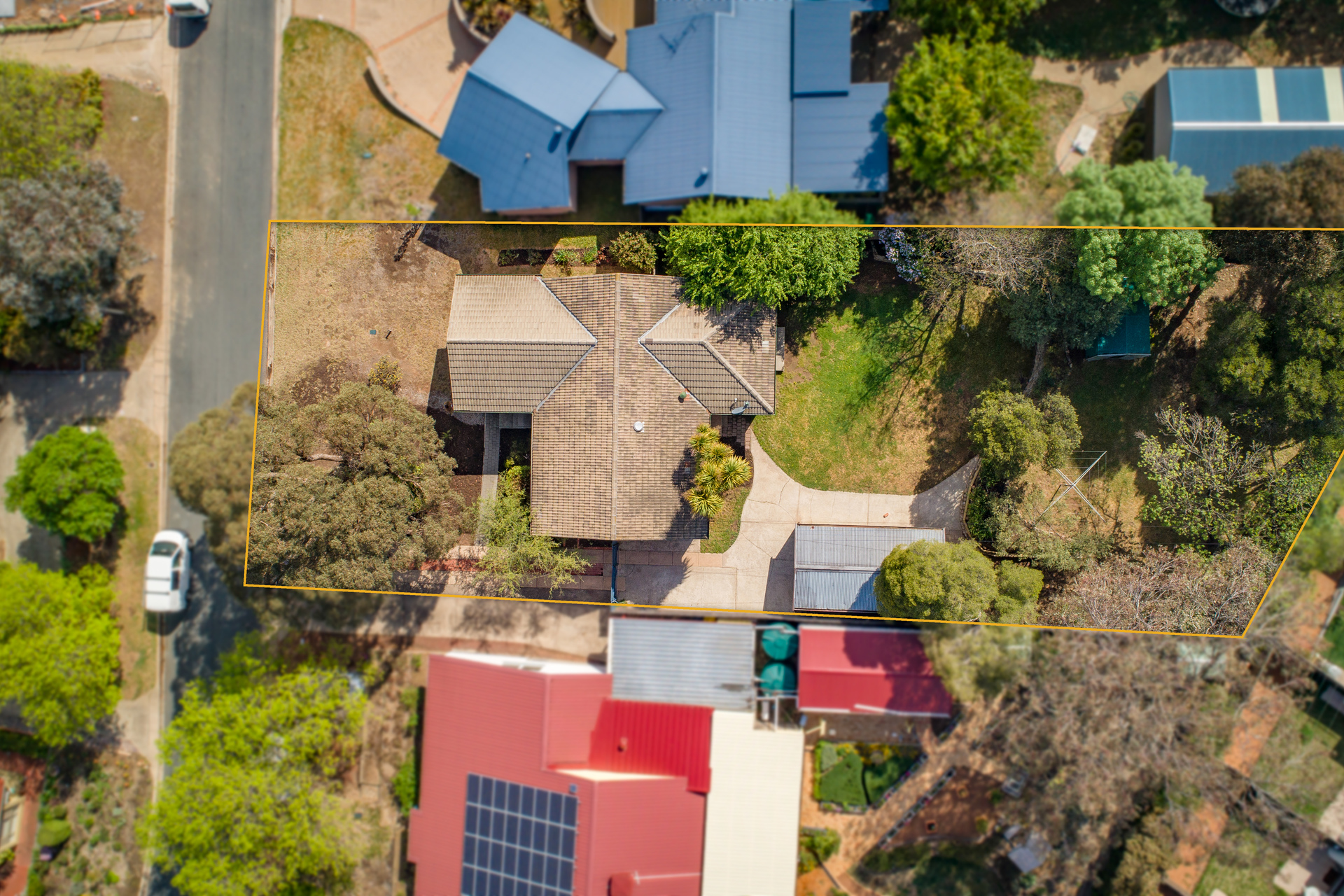8 Pollock Street, Chifley ACT 2606, Chifley - Thumbnail 2
