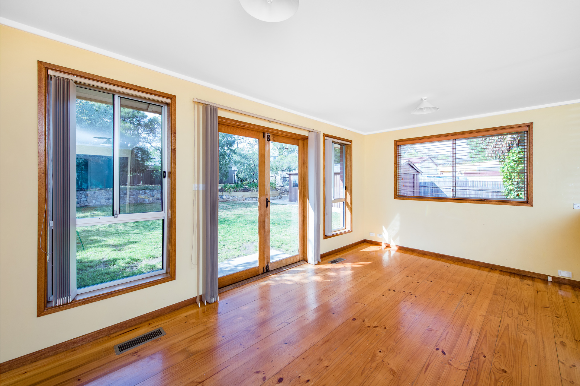 8 Pollock Street, Chifley ACT 2606, Chifley - Thumbnail 7
