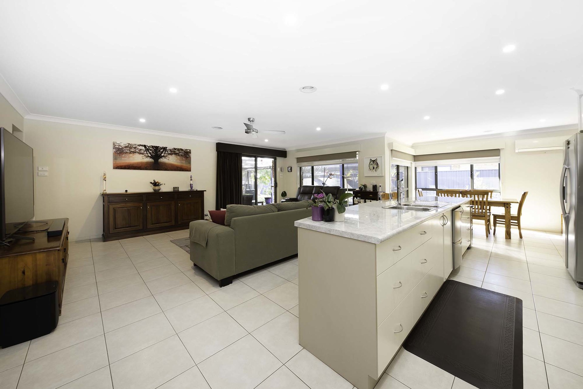 4 Binney Close, Dunlop ACT 2615, Dunlop - Thumbnail 7