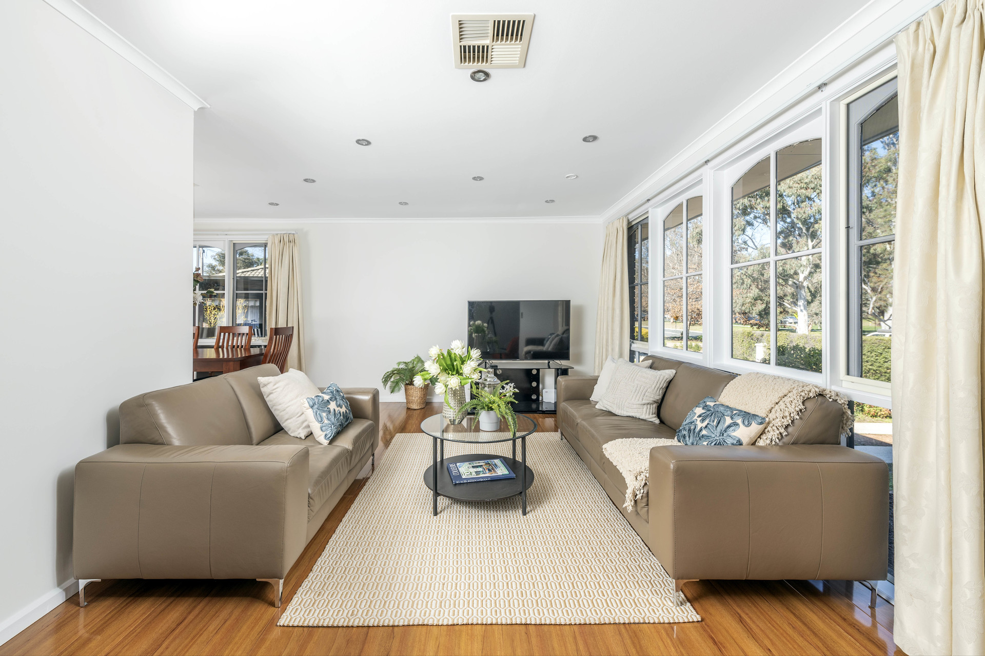 47 McBryde Crescent, Wanniassa ACT 2903, Wanniassa - Thumbnail 2