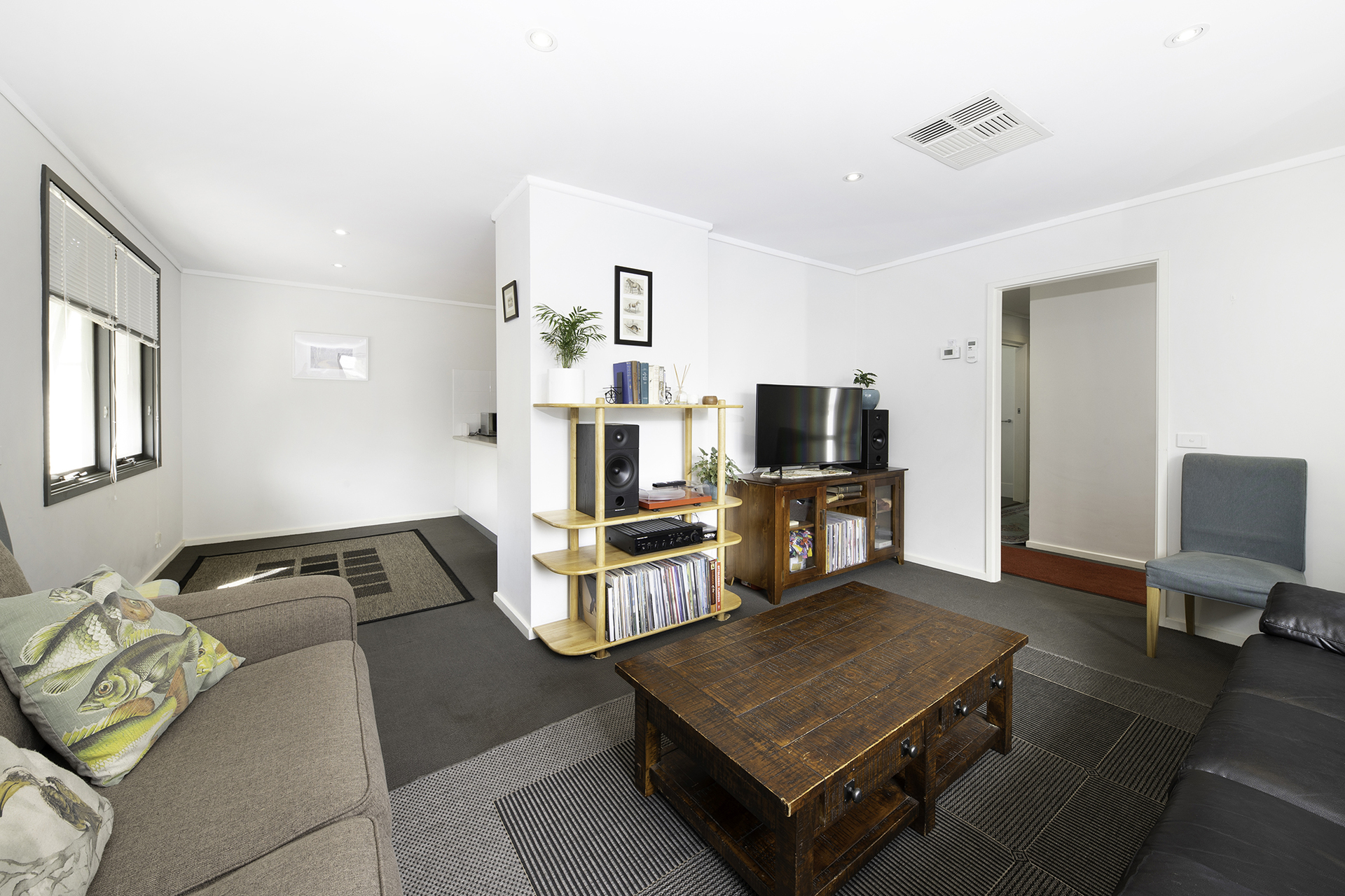27 Cordeaux Street, Duffy ACT 2611, Duffy - Thumbnail 2