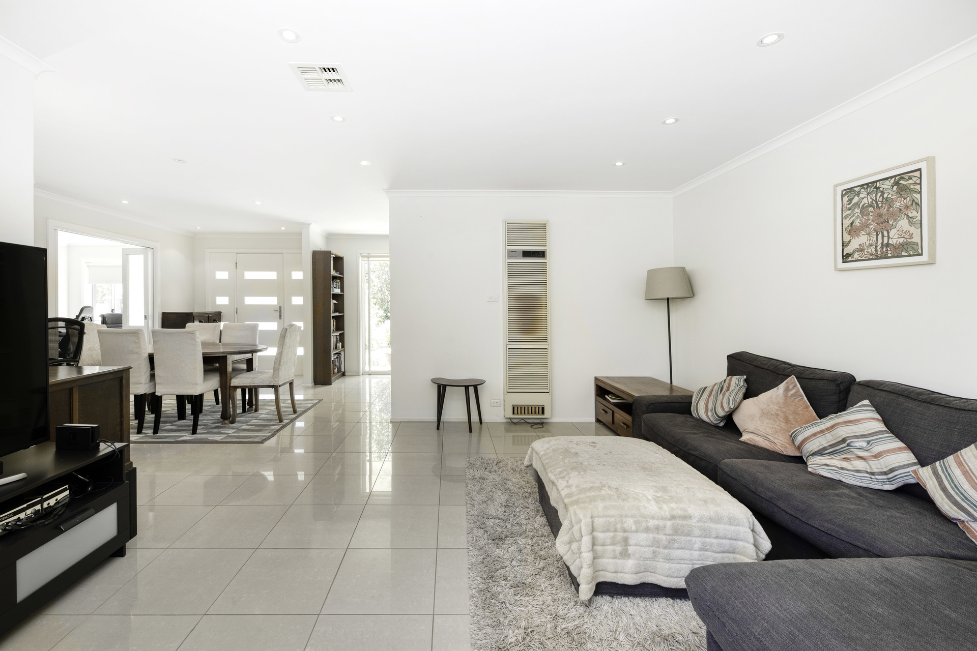 33 Maclagan Street, Isaacs ACT 2607, Isaacs - Thumbnail 3