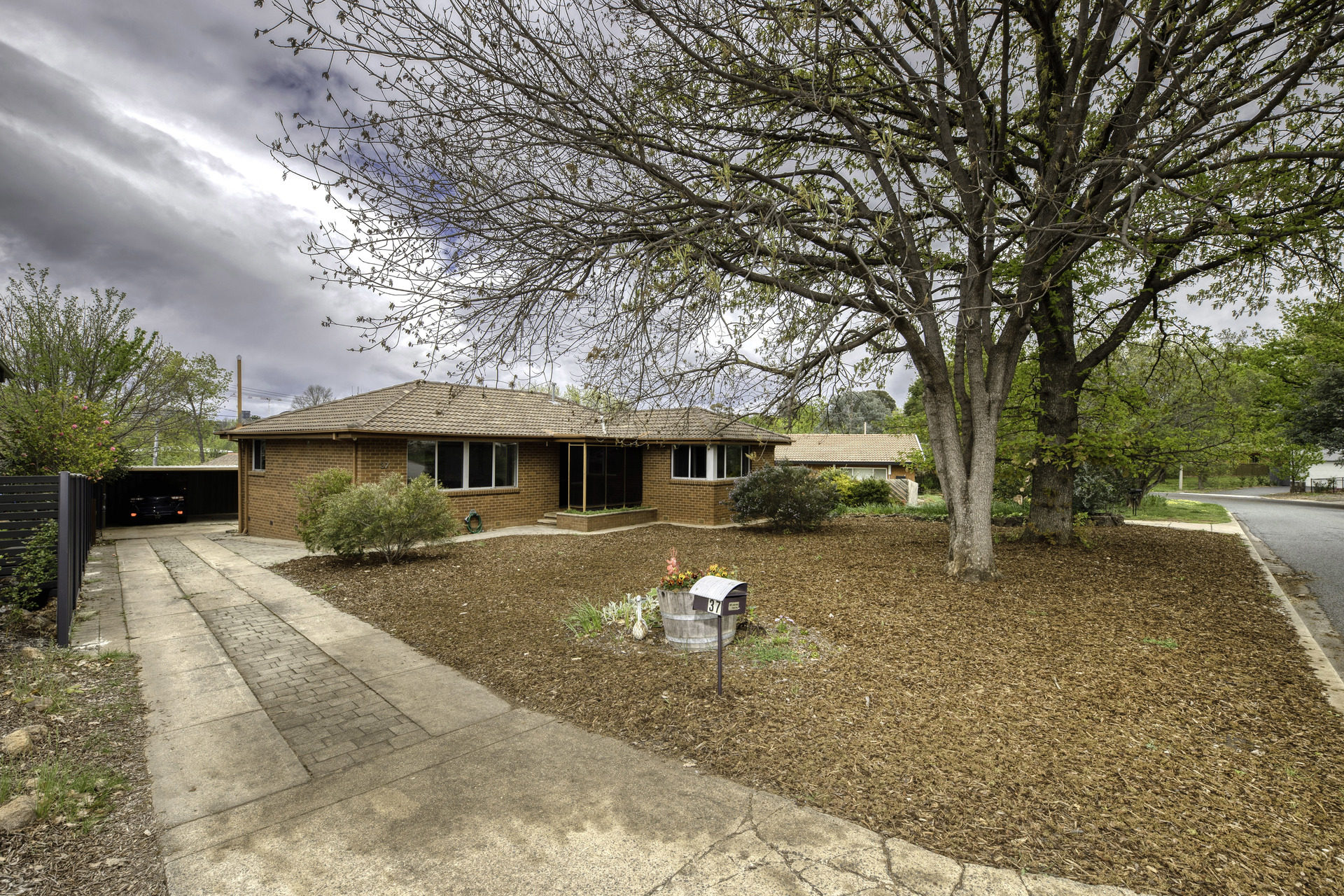37 Parker Street, Curtin ACT 2605, Curtin - Thumbnail 2
