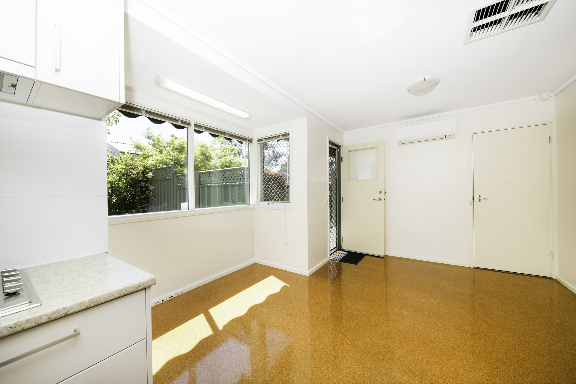 9 Pilbara Place, Fisher ACT 2611, Fisher - Thumbnail 8