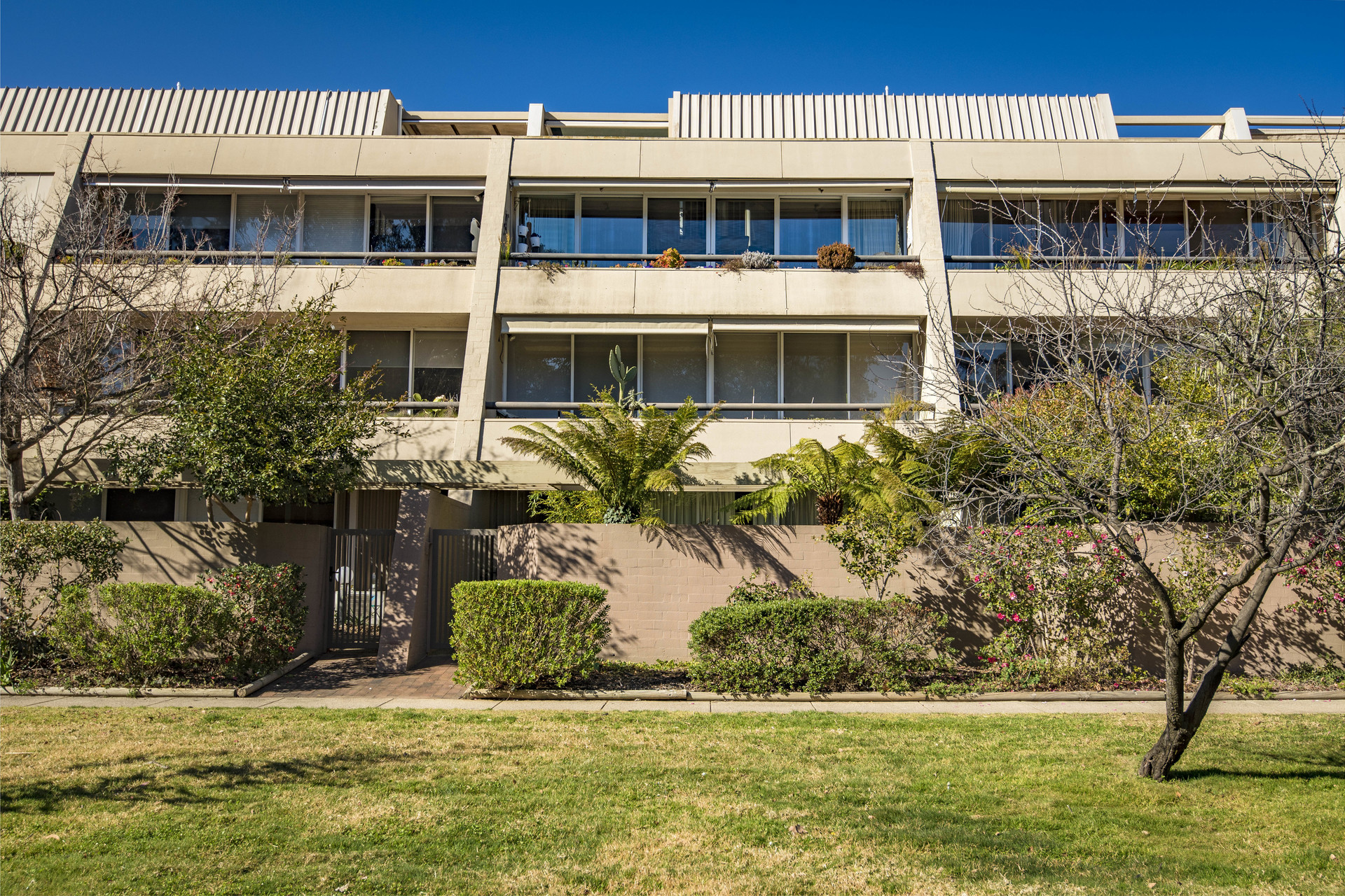33/18 Currie Crescent, Kingston ACT 2604, Kingston - Thumbnail 3