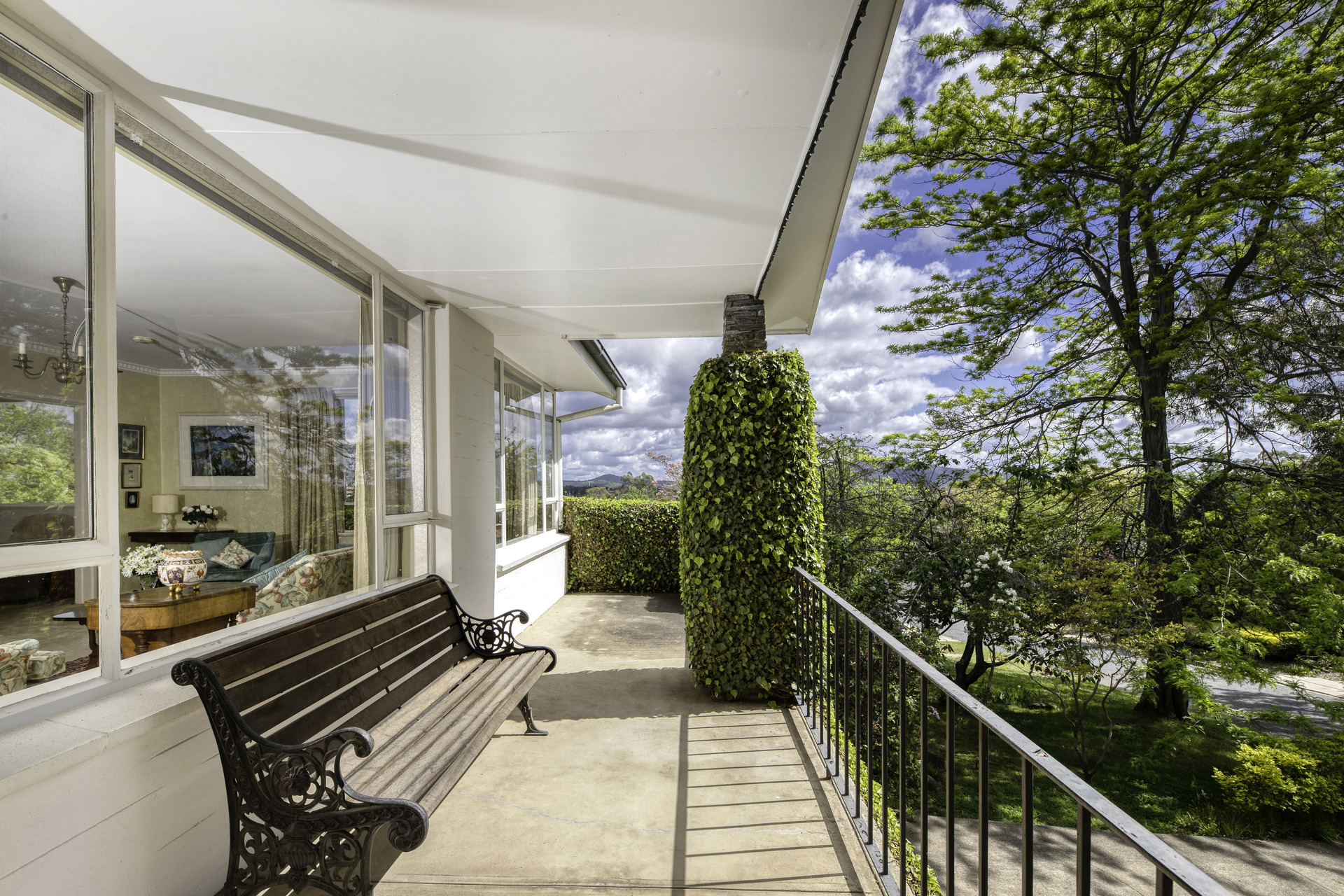 6 Brassey Street, Deakin ACT 2600, Deakin - Thumbnail 2