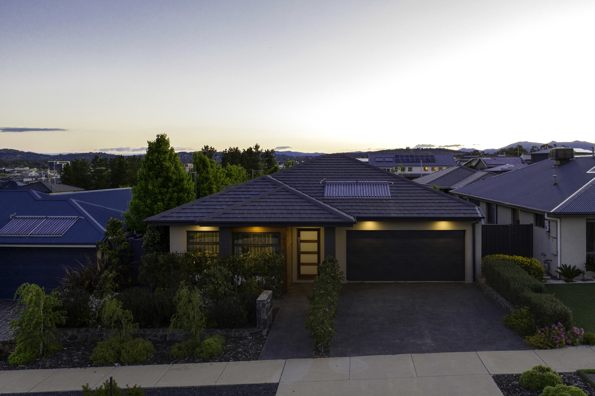 8 Haviland Street, Coombs ACT 2611, Coombs - Thumbnail 2