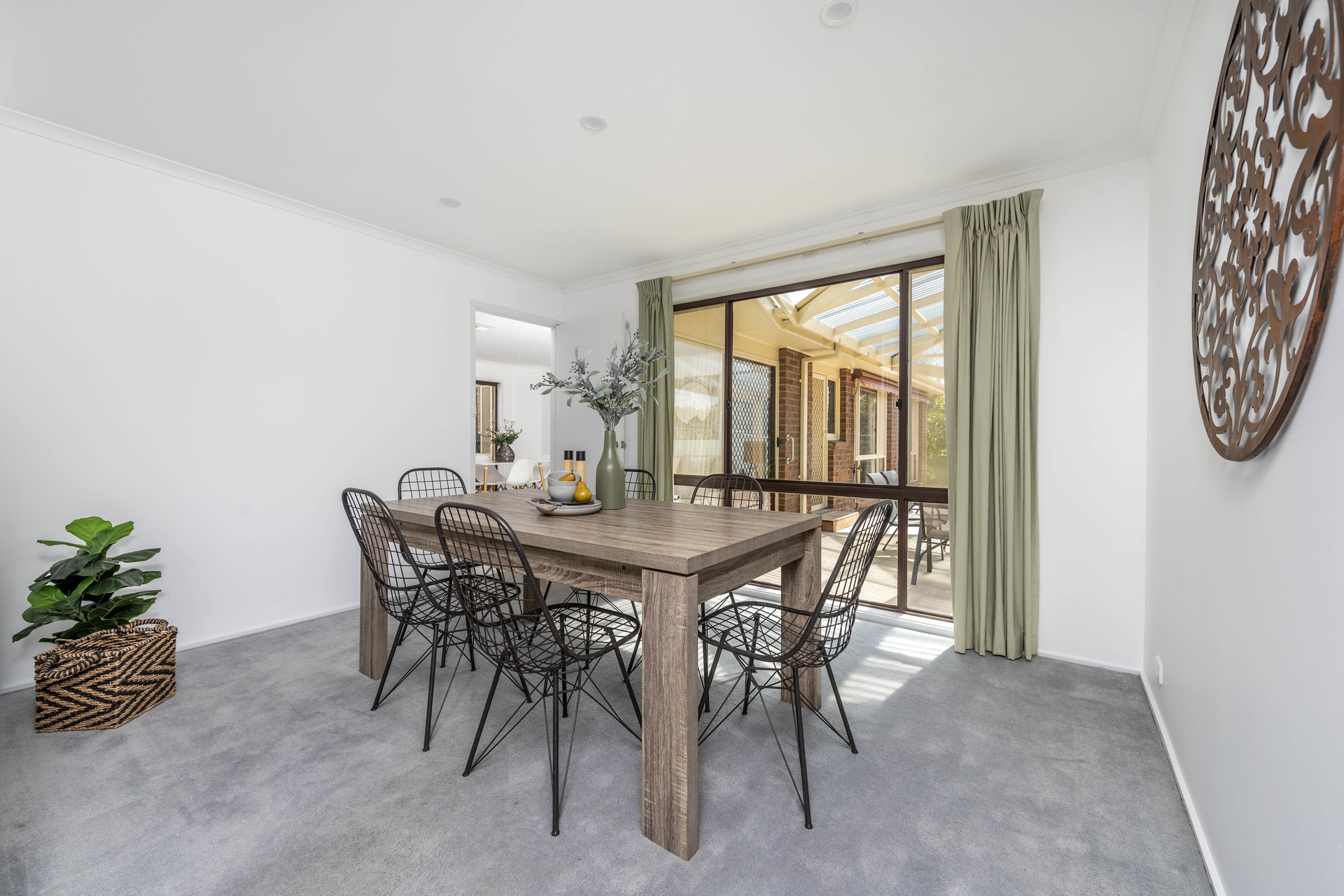 12 Walton Street, Isaacs ACT 2607, Isaacs - Thumbnail 4