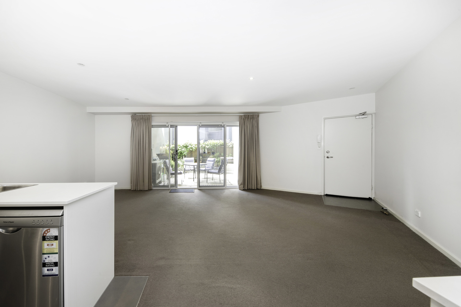 2/15 Strangways Street, Curtin ACT 2605, Curtin - Thumbnail 3