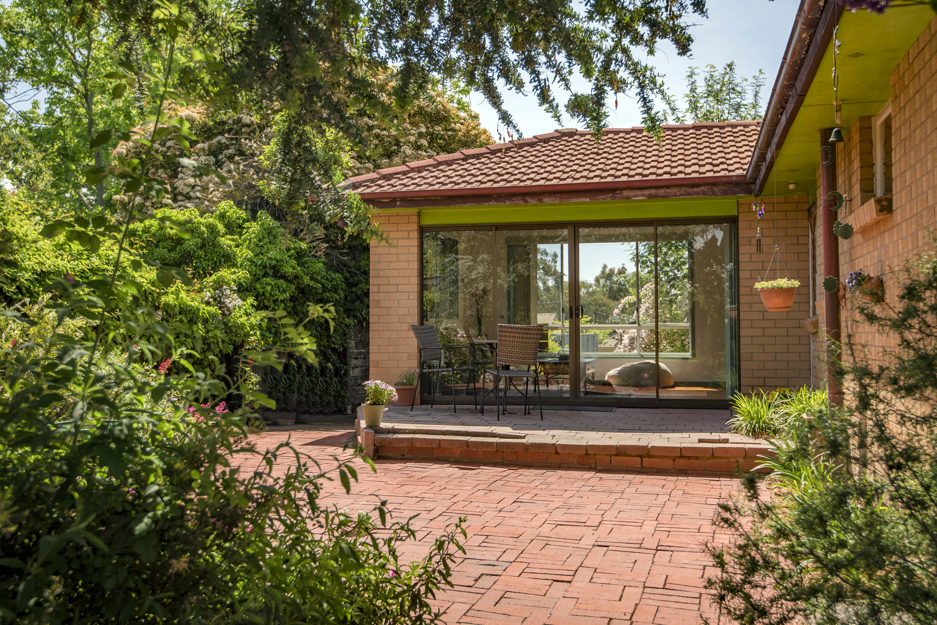 8 Dennes Place, Lyons ACT 2606, Lyons - Thumbnail 2