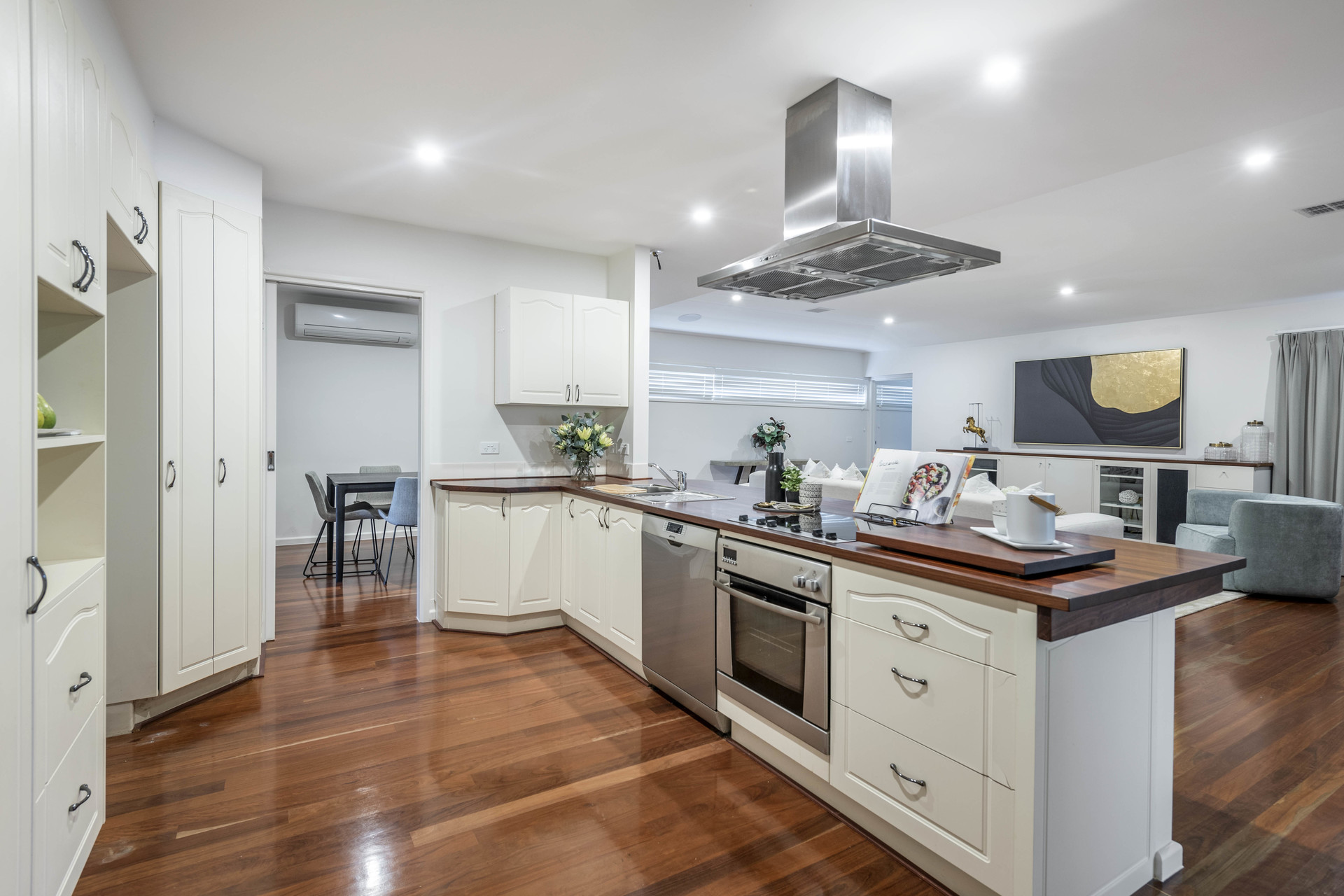 106 Dunstan Street, Curtin ACT 2605, Curtin - Thumbnail 4