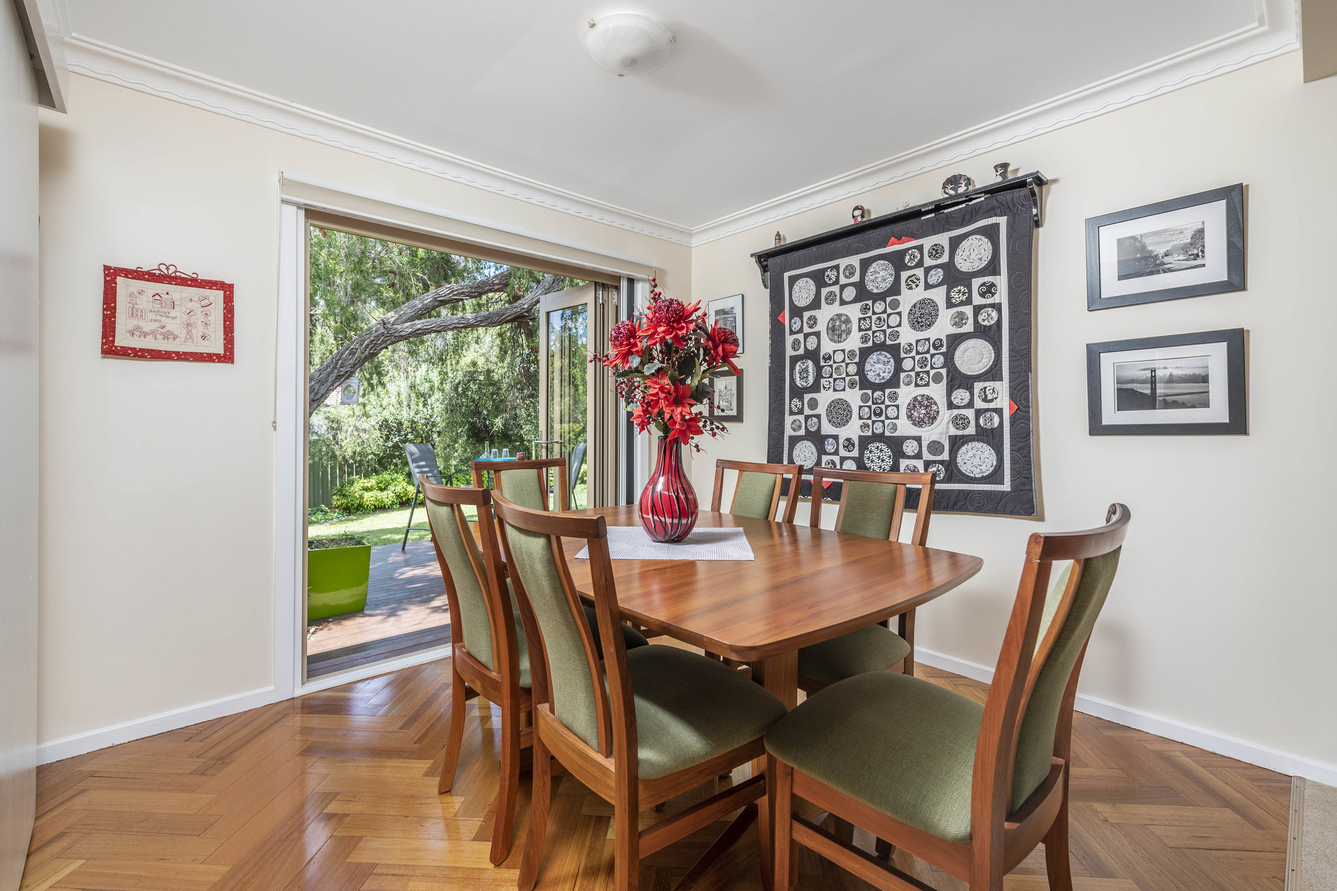 33 Fincham Crescent, Wanniassa ACT 2903, Wanniassa - Thumbnail 3