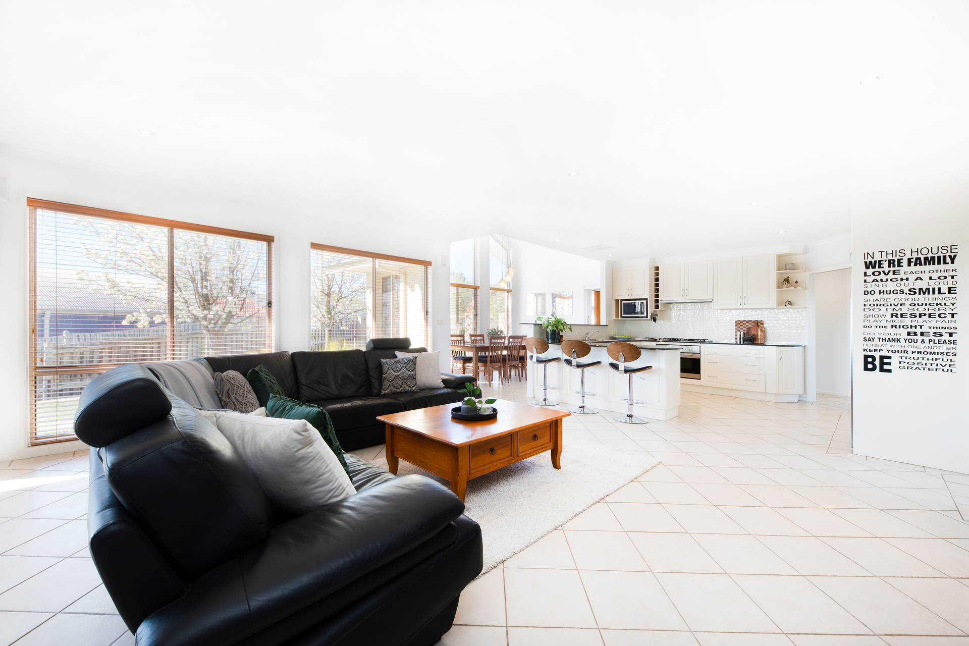 15 Loxton Place, Dunlop ACT 2615, Dunlop - Thumbnail 8