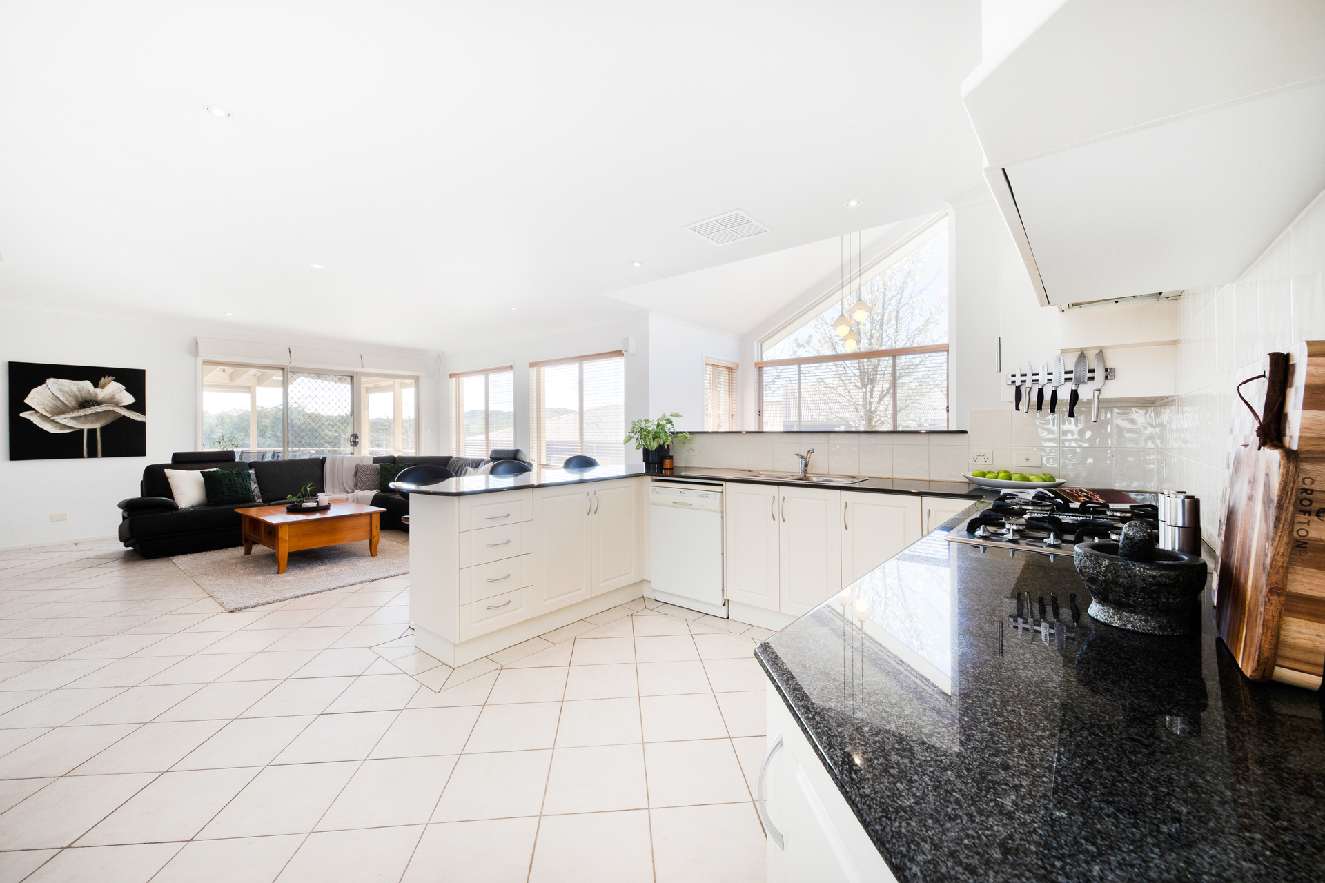 15 Loxton Place, Dunlop ACT 2615, Dunlop - Thumbnail 5