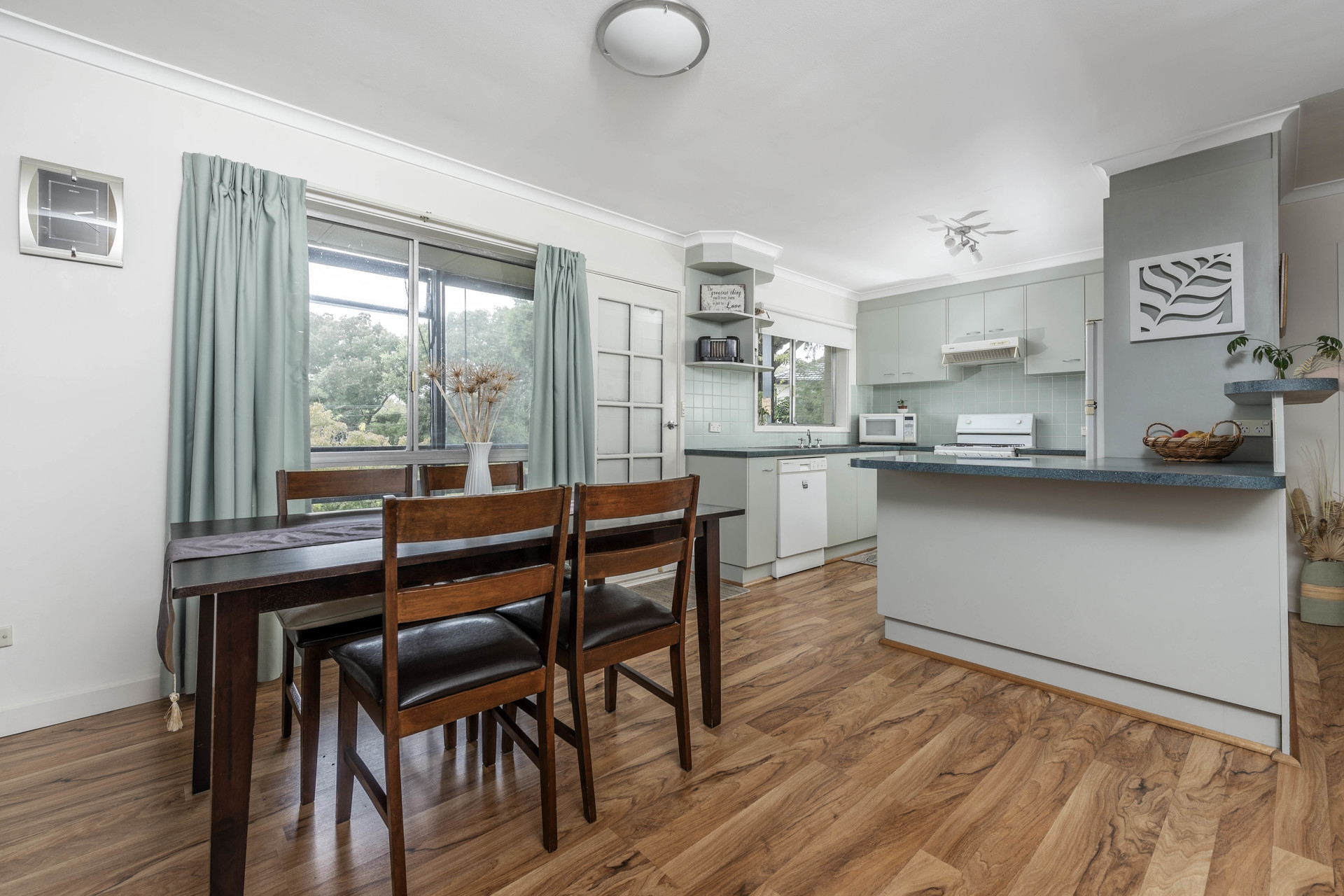 13 Gledden Street, Chifley ACT 2606, Chifley - Thumbnail 7