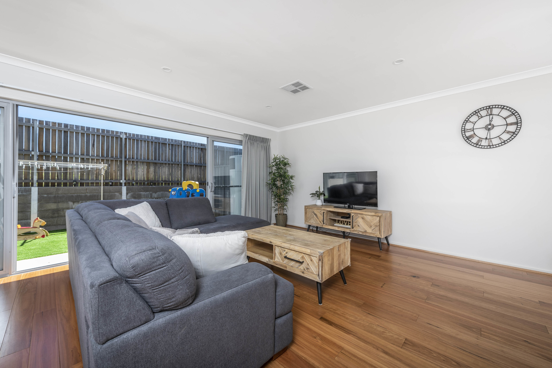 53/4 Pearlman Street, Coombs ACT 2611, Coombs - Thumbnail 7