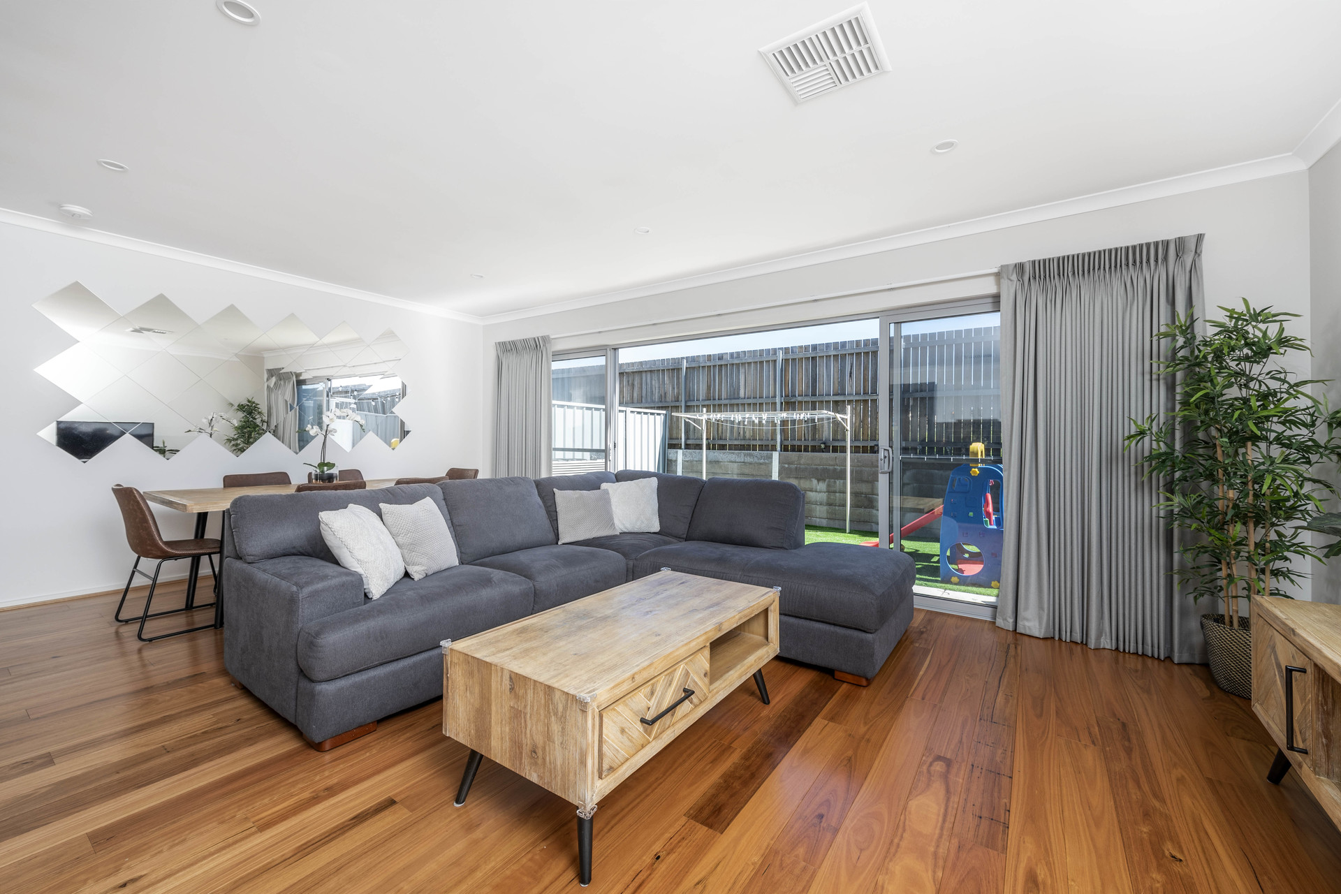 53/4 Pearlman Street, Coombs ACT 2611, Coombs - Thumbnail 3
