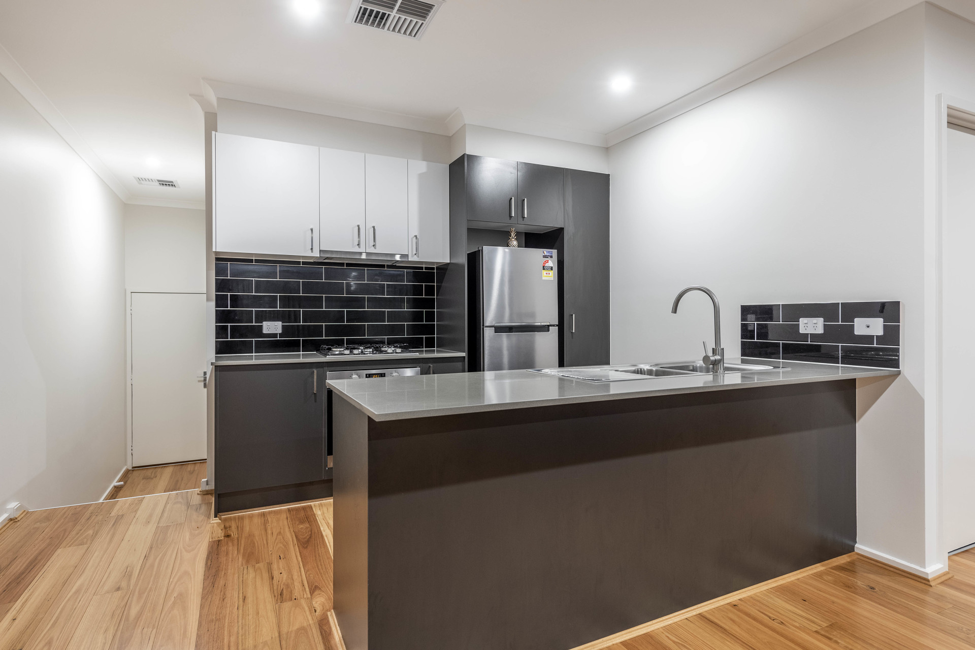 53/4 Pearlman Street, Coombs ACT 2611, Coombs - Thumbnail 6
