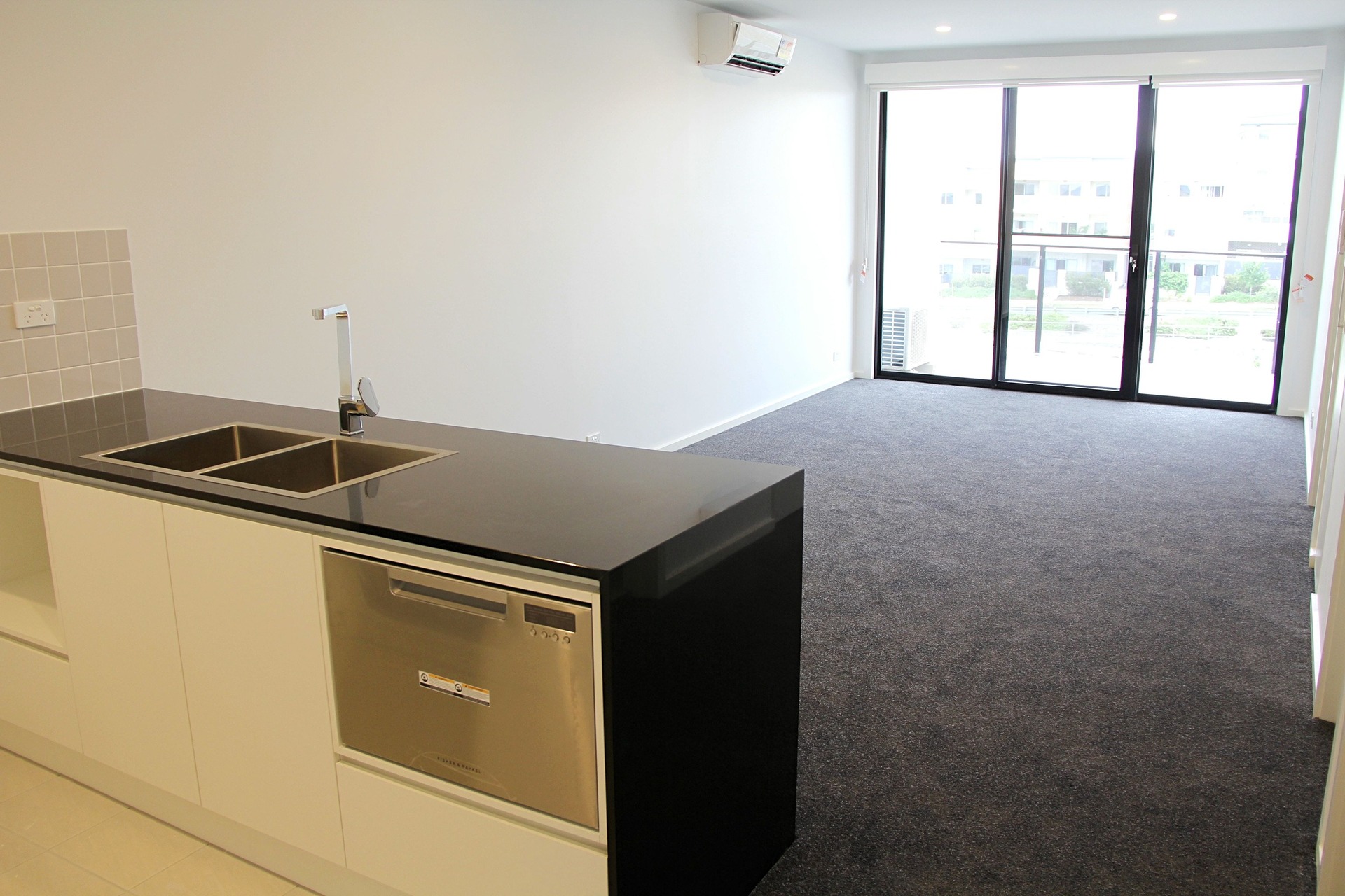 75/2 Newchurch Street, Coombs ACT 2611, Coombs - Thumbnail 4