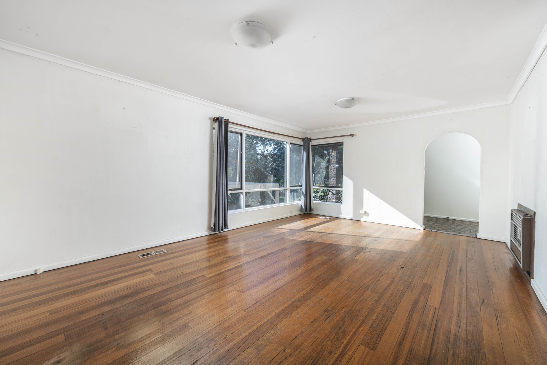 205 Hindmarsh Drive, Rivett ACT 2611, Rivett - Thumbnail 2