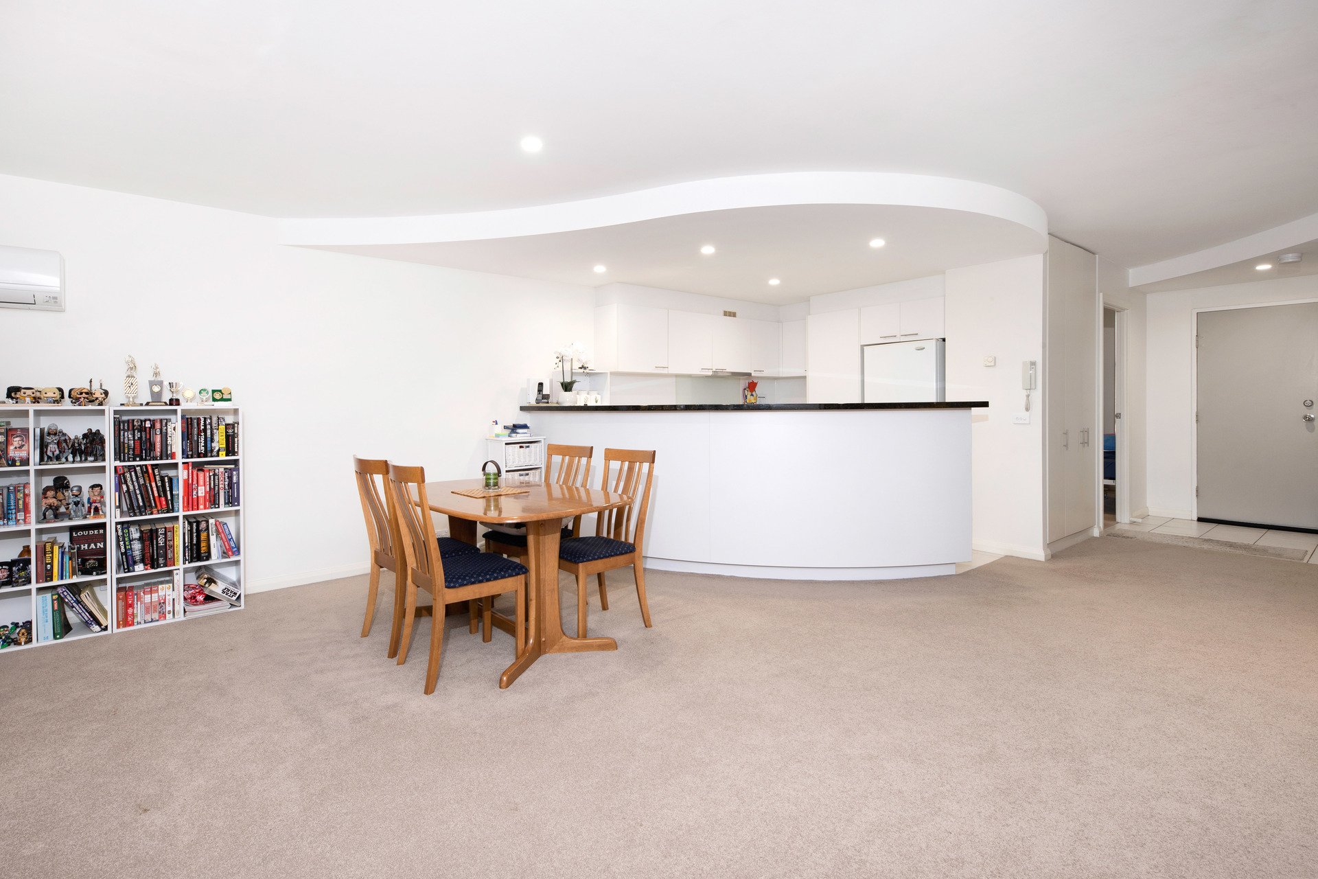 2/2 Eldridge Crescent, Garran ACT 2605, Garran - Thumbnail 5