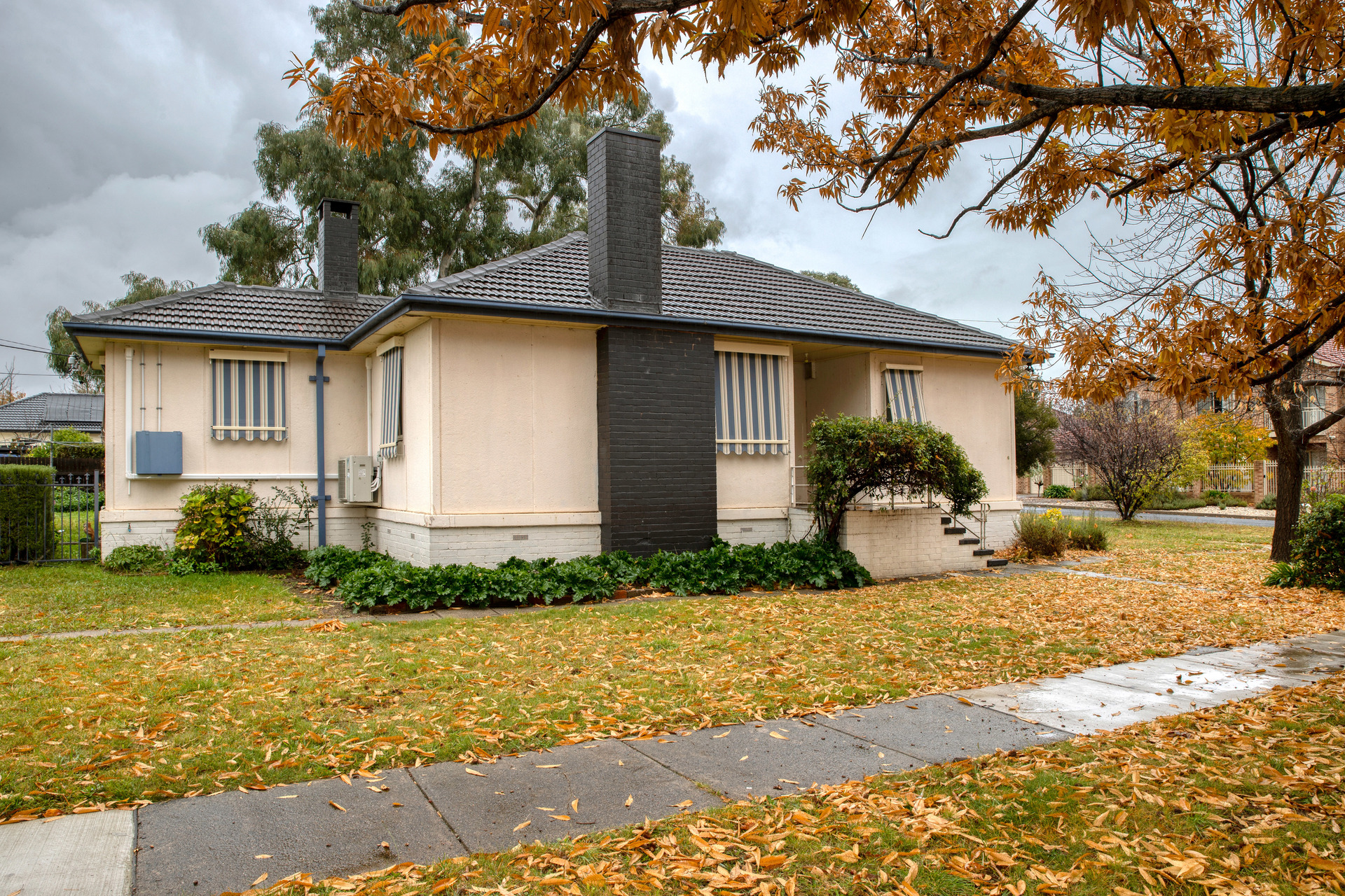 6 Karloo Street, Narrabundah ACT 2604, Narrabundah - Thumbnail 2