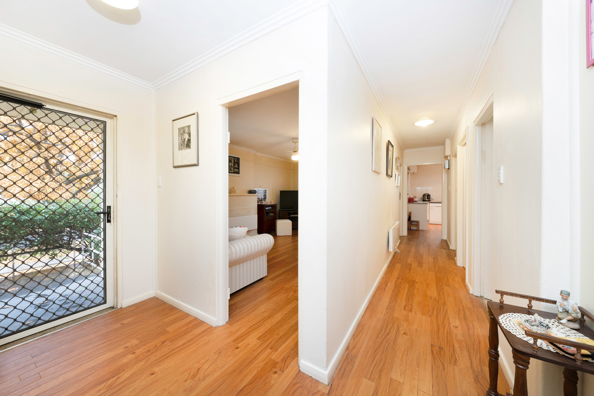 6 Karloo Street, Narrabundah ACT 2604, Narrabundah - Thumbnail 4