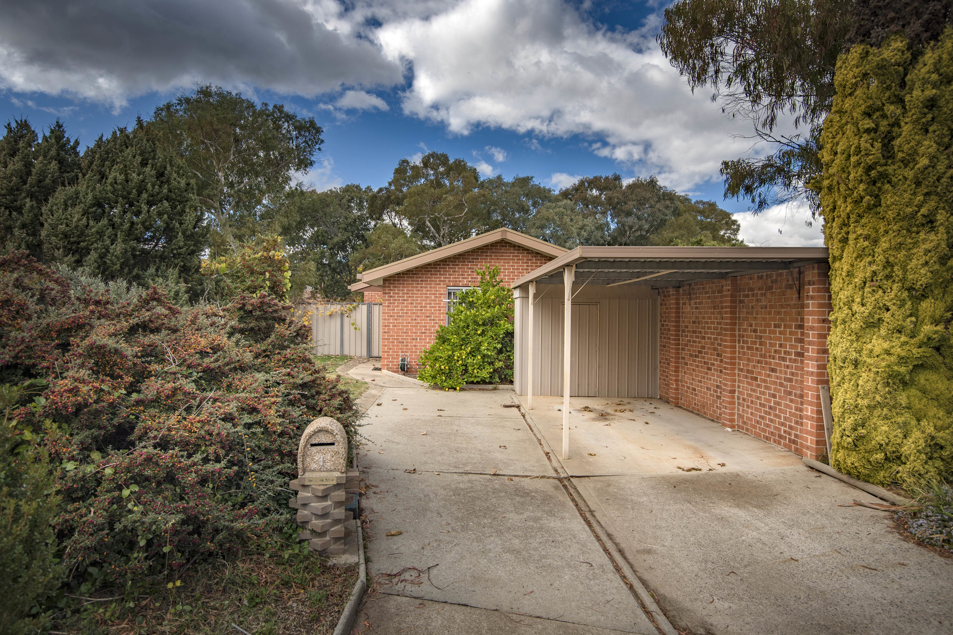1 Downward Place, Kambah ACT 2902, Kambah - Thumbnail 2