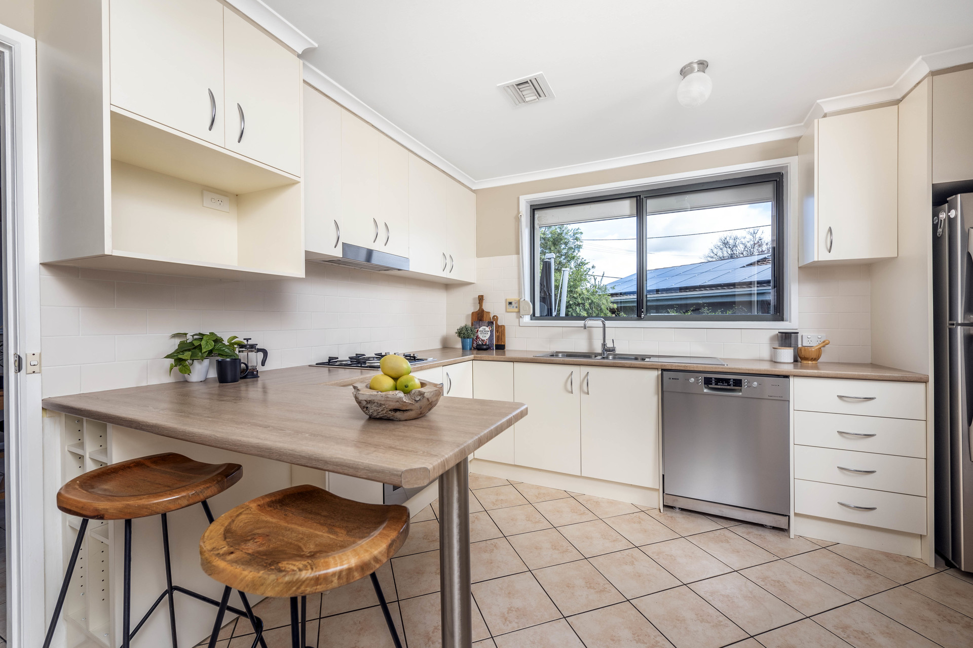 8 Shearer Place, Kambah ACT 2902, Kambah - Thumbnail 7