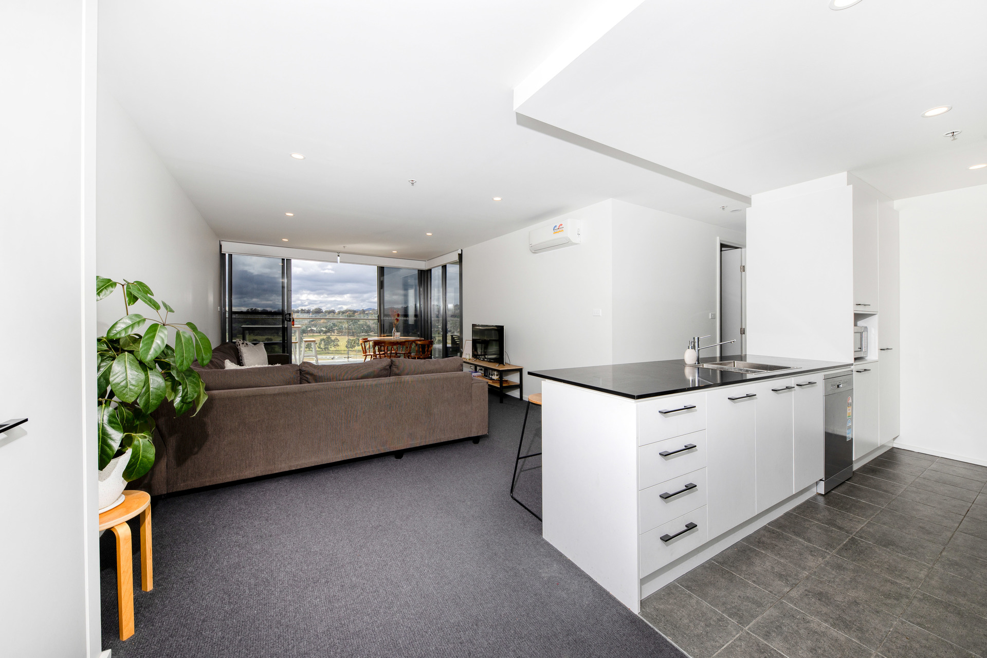 192/15 Irving Street, Phillip ACT 2606, Phillip - Thumbnail 3