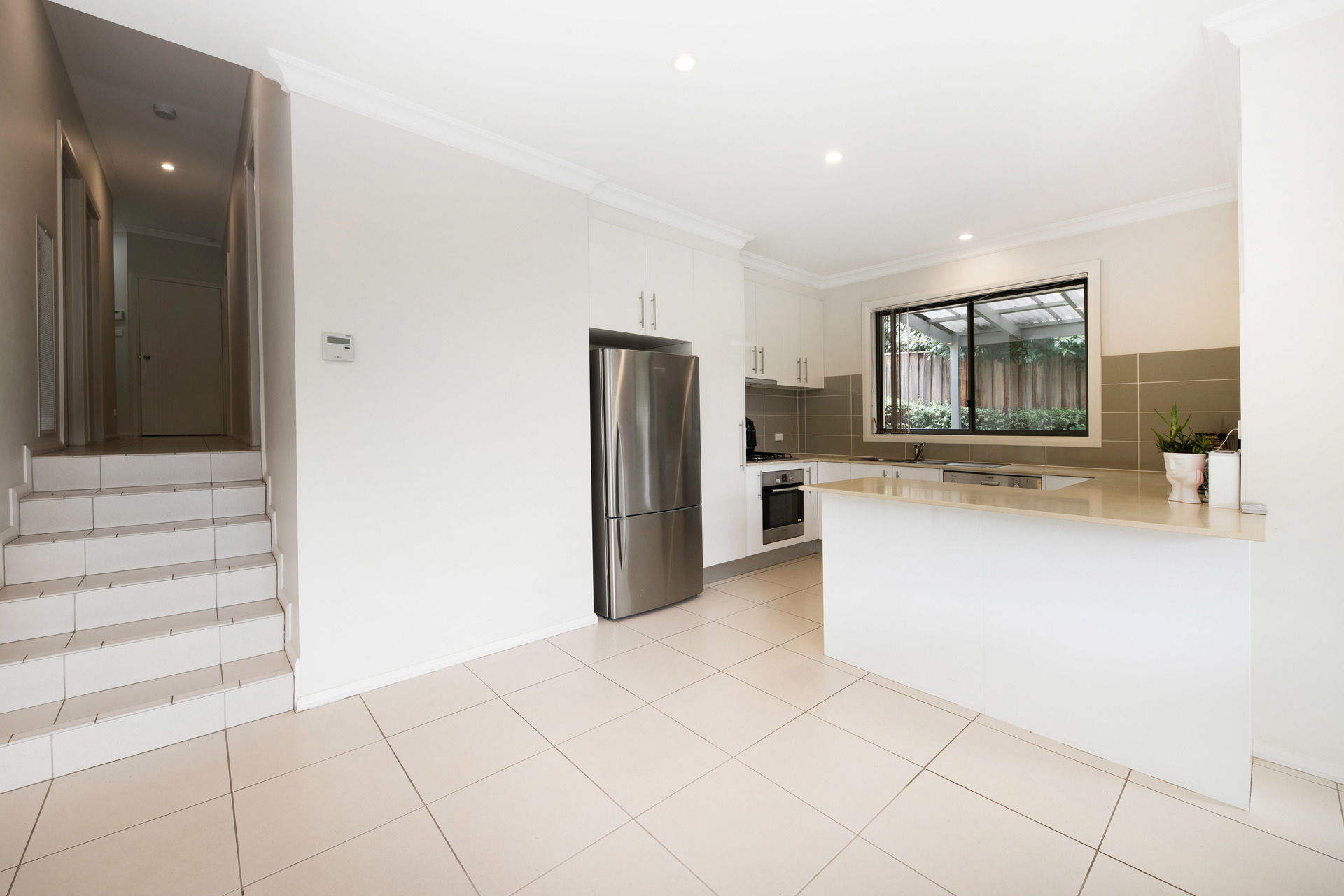 2 Taroona Place, Lyons ACT 2606, Lyons - Thumbnail 3