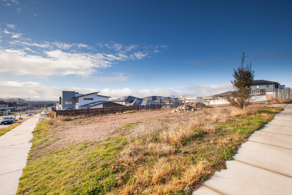 16 Bacon Street, Denman Prospect ACT 2611, Denman Prospect - Thumbnail 4