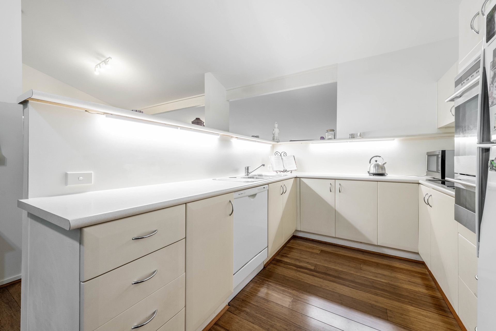2/18 Marr Street, Pearce ACT 2607, Pearce - Thumbnail 4