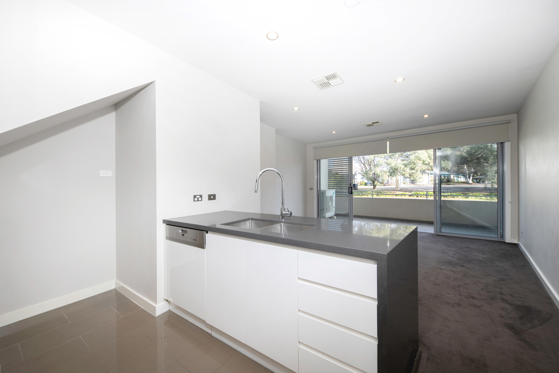6/89 Allan Street, Curtin ACT 2605, Curtin - Thumbnail 3