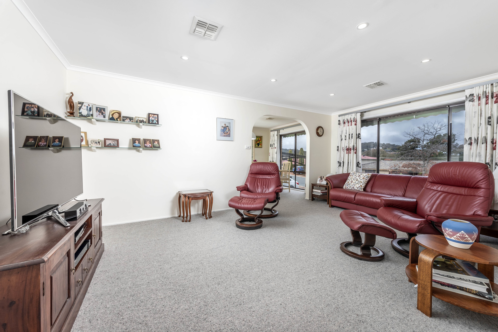 24 Badcoe Street, Gowrie ACT 2904, Gowrie - Thumbnail 2