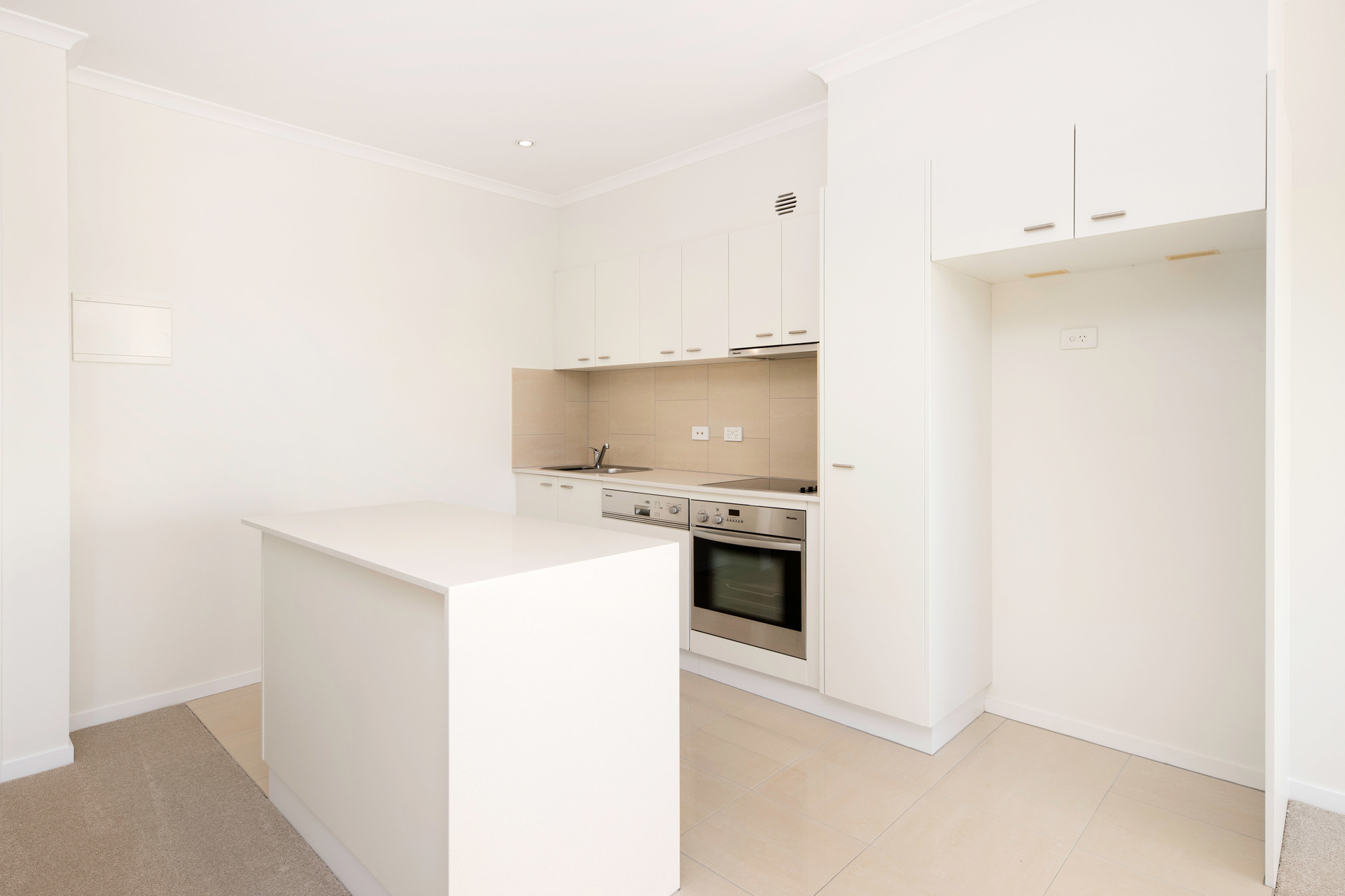 18/18 Batman Street, Braddon ACT 2612, Braddon - Thumbnail 6