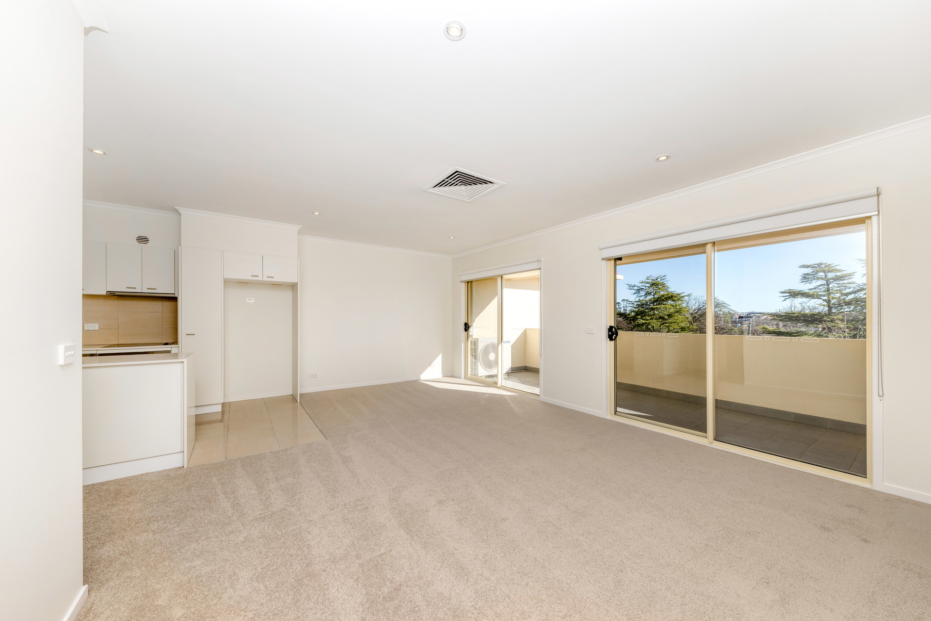 18/18 Batman Street, Braddon ACT 2612, Braddon - Thumbnail 3