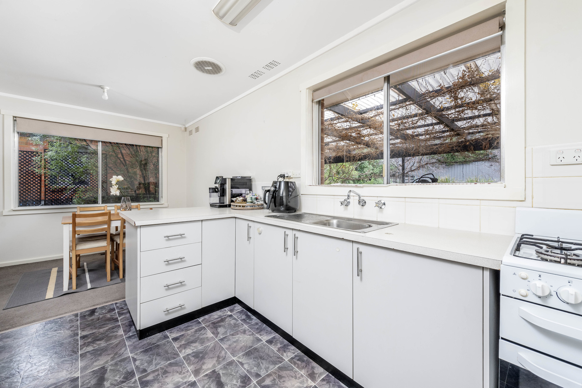 27 Hurley Street, Mawson ACT 2607, Mawson - Thumbnail 4