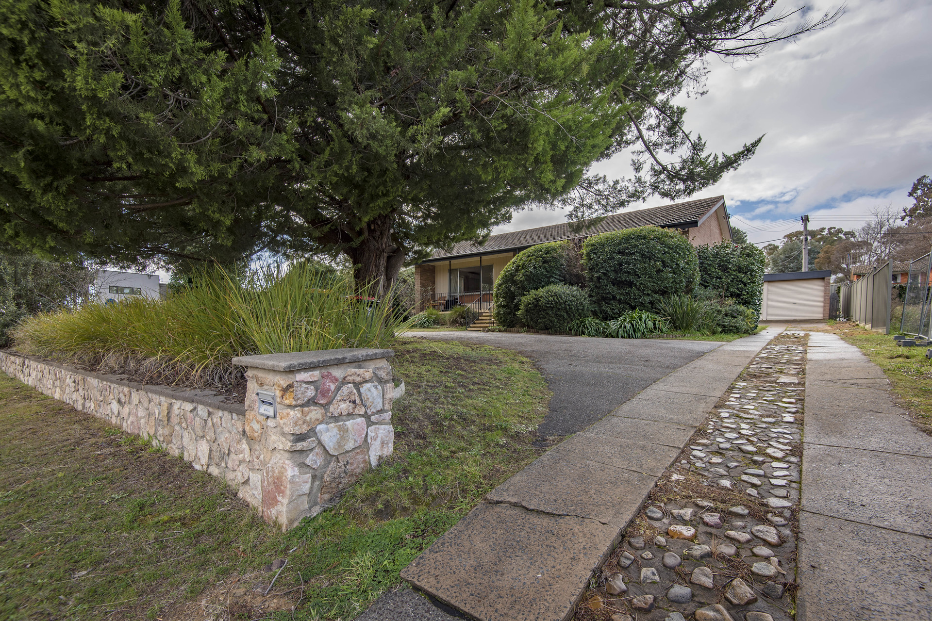 27 Hurley Street, Mawson ACT 2607, Mawson - Thumbnail 2