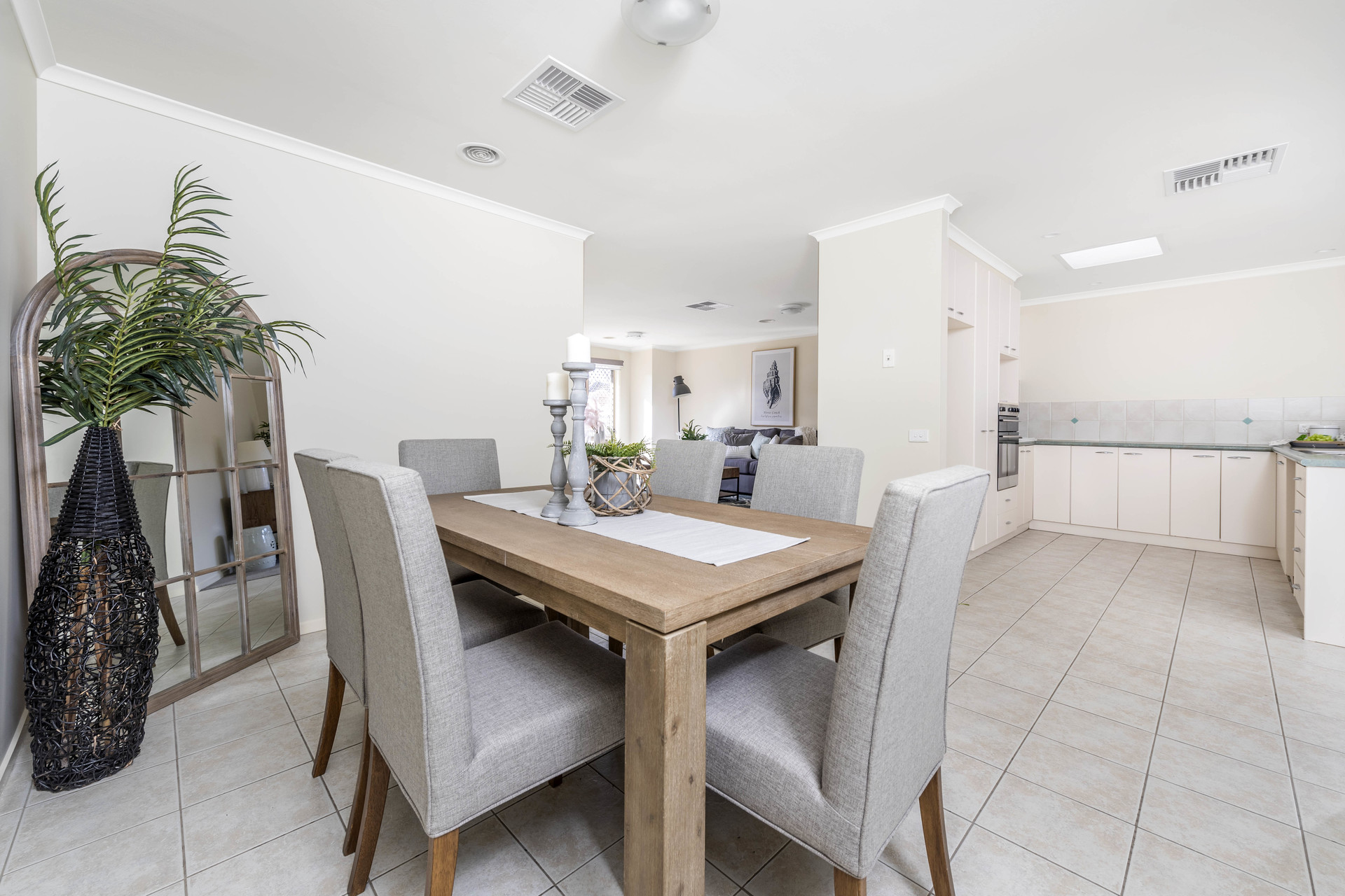 40/121 Streeton Drive, Stirling ACT 2611, Stirling - Thumbnail 2