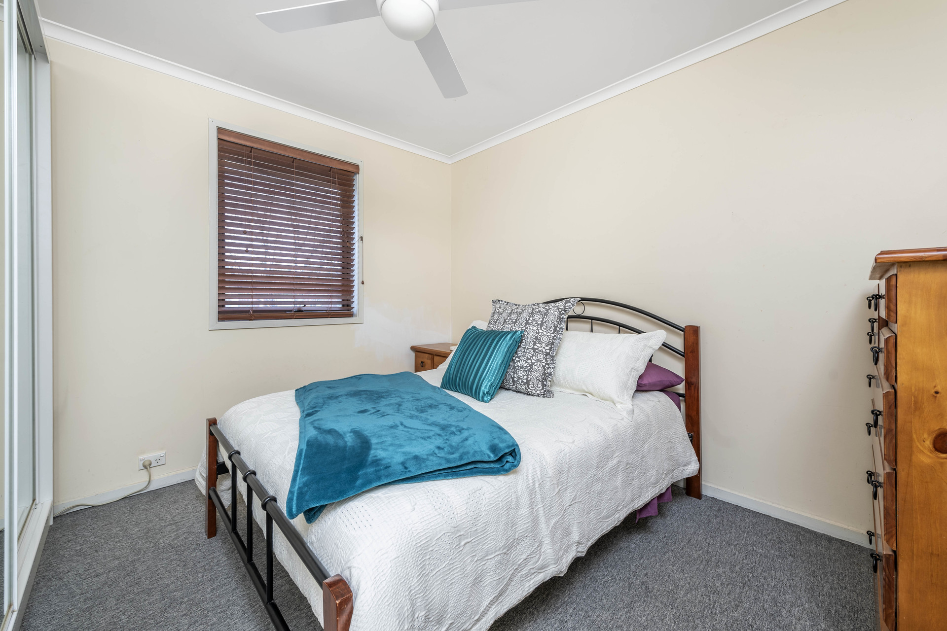 24 Wolff Crescent, Latham ACT 2615, Latham - Thumbnail 8
