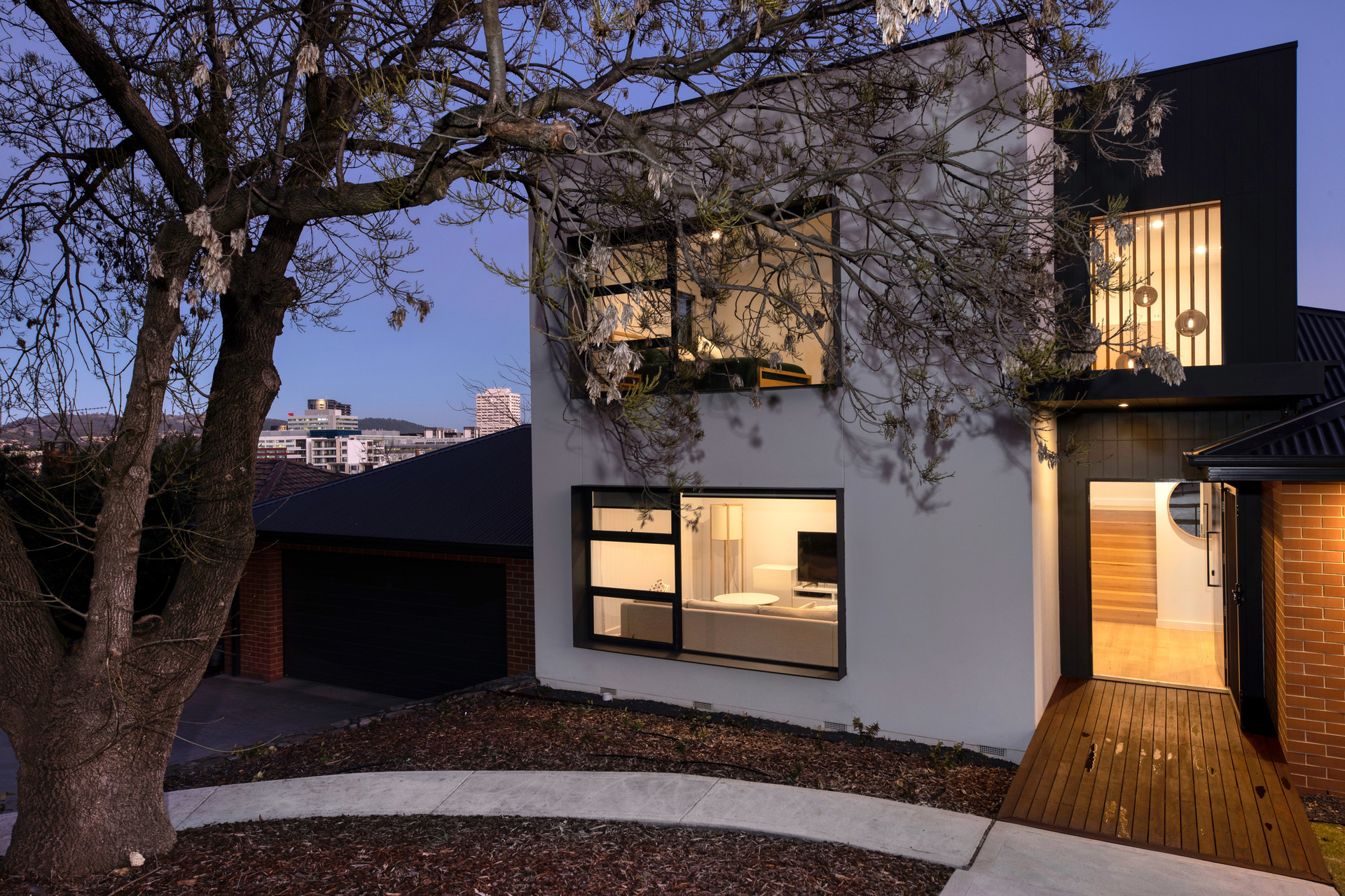 13 Deloraine Street, Lyons ACT 2606, Lyons - Thumbnail 3